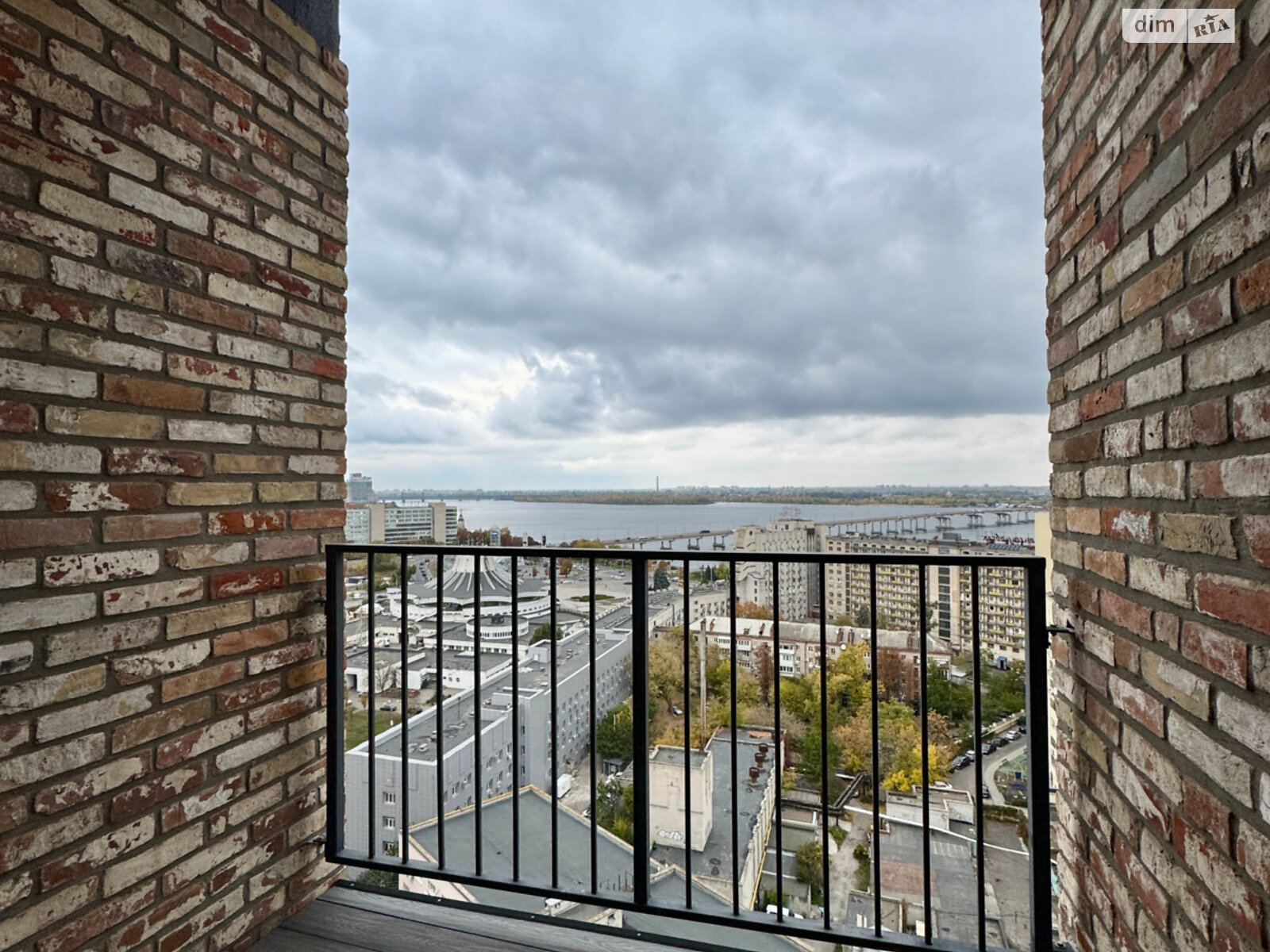 двокімнатна квартира в Дніпрі, район Парк Шевченка, на вул. Ламана 18 в довготривалу оренду помісячно фото 1 двокімнатна квартира в Дніпрі, район Парк Шевченка, на вул. Ламана 18 в довготривалу оренду помісячно фото 1