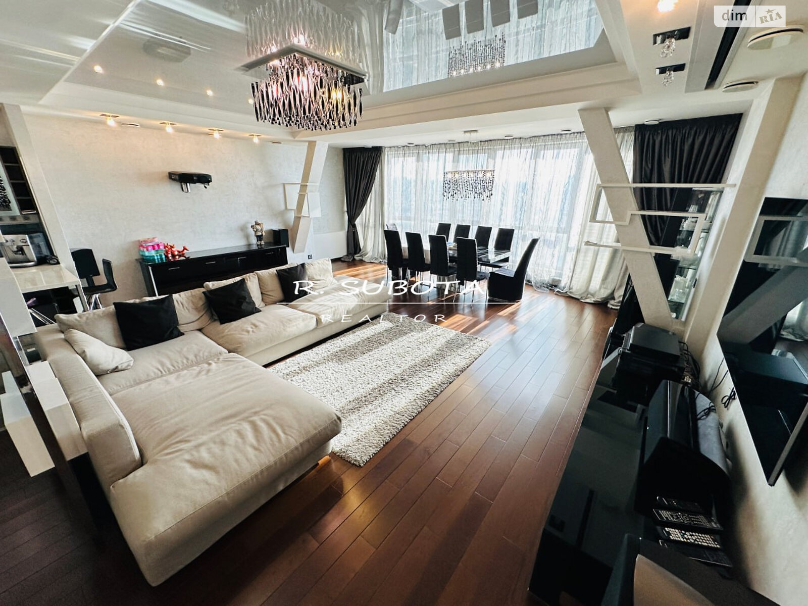 чотирикімнатна квартира в Дніпрі, район Парк Шевченка, на вул. Нірінберга Павла 10 в довготривалу оренду помісячно фото 1 чотирикімнатна квартира в Дніпрі, район Парк Шевченка, на вул. Нірінберга Павла 10 в довготривалу оренду помісячно фото 1