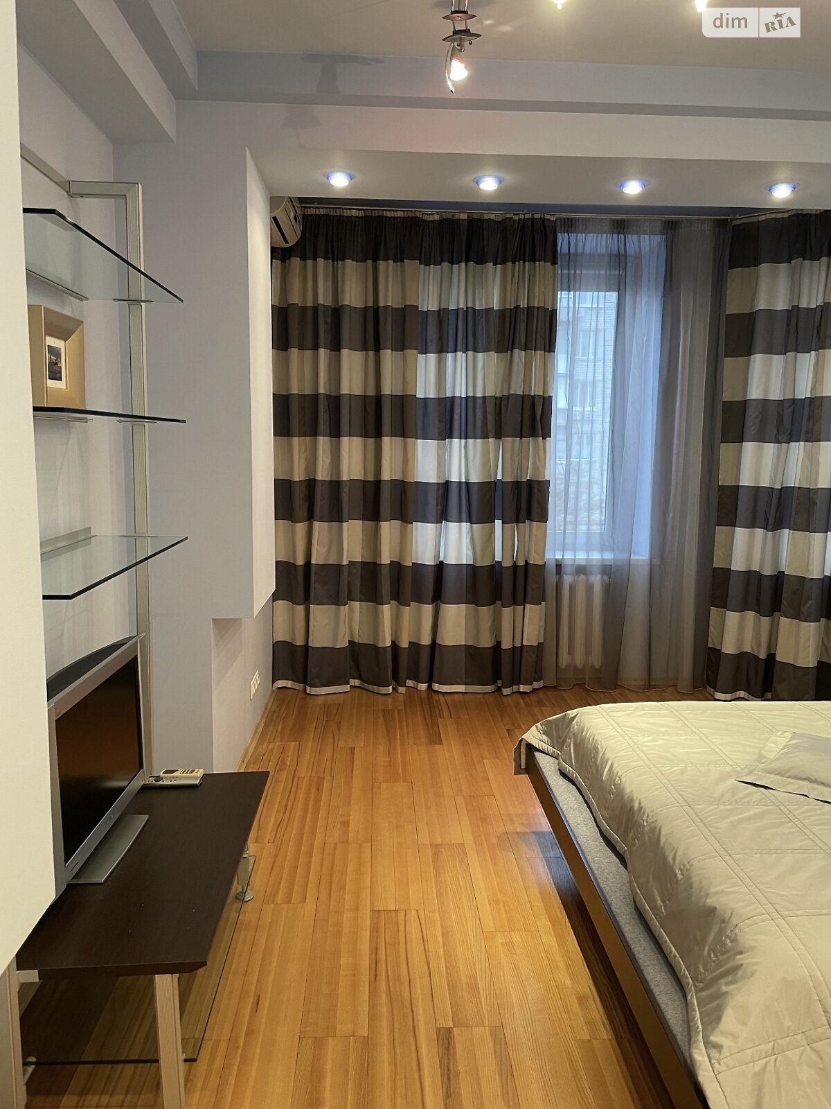 двокімнатна квартира в Дніпрі, район Парк Шевченка, на вул. Вернадського Володимира 18А в довготривалу оренду помісячно фото 1 двокімнатна квартира в Дніпрі, район Парк Шевченка, на вул. Вернадського Володимира 18А в довготривалу оренду помісячно фото 1