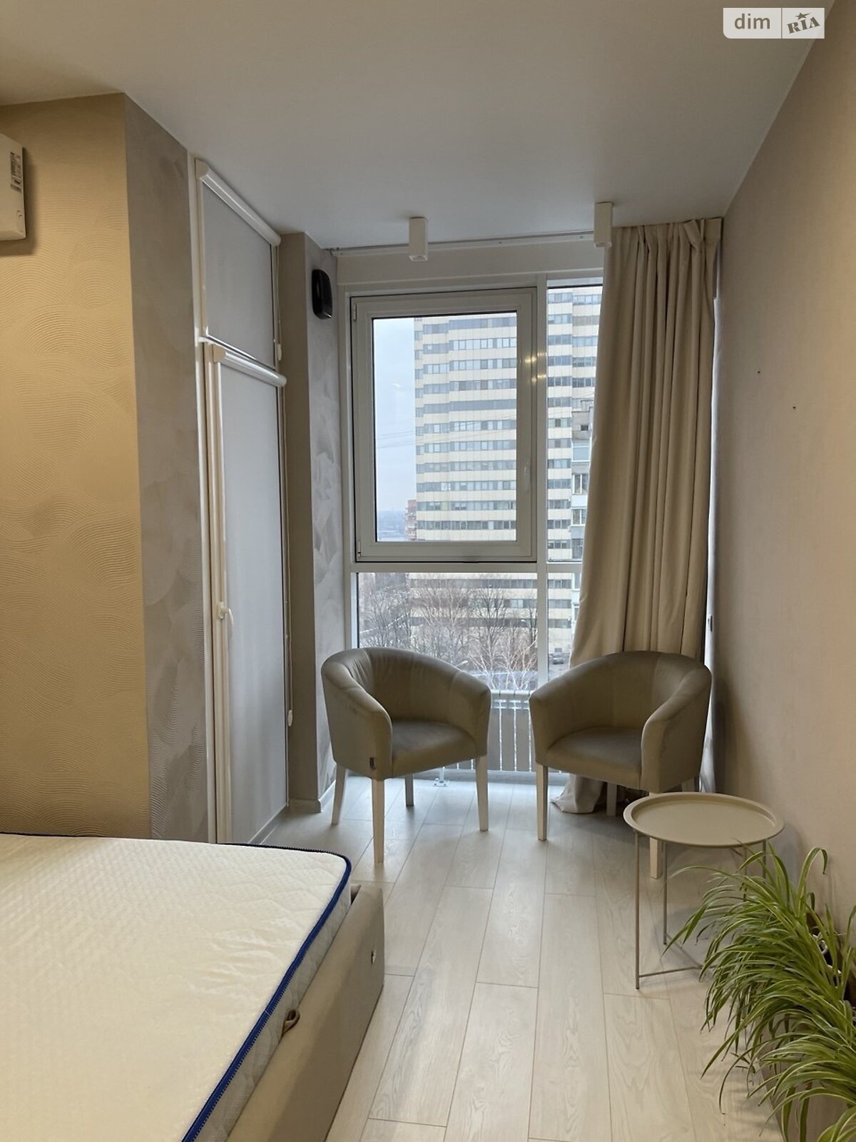 трехкомнатная квартира в Днепре, район Парк Шевченко, на ул. Вернадского Владимира 29К в аренду на долгий срок помесячно фото 1 трехкомнатная квартира в Днепре, район Парк Шевченко, на ул. Вернадского Владимира 29К в аренду на долгий срок помесячно фото 1