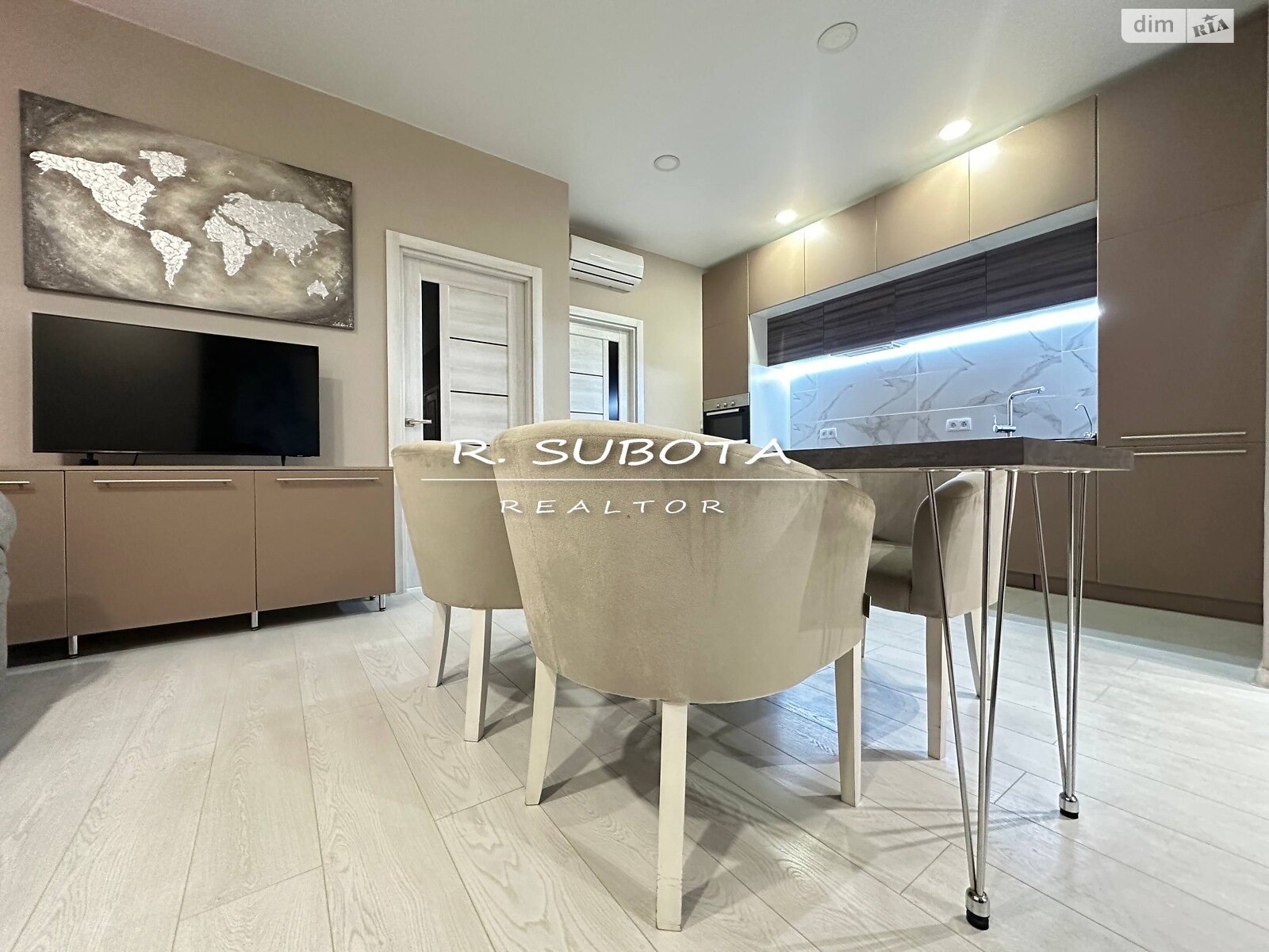 трехкомнатная квартира в Днепре, район Парк Шевченко, на ул. Вернадского Владимира 29К в аренду на долгий срок помесячно фото 1 трехкомнатная квартира в Днепре, район Парк Шевченко, на ул. Вернадского Владимира 29К в аренду на долгий срок помесячно фото 1