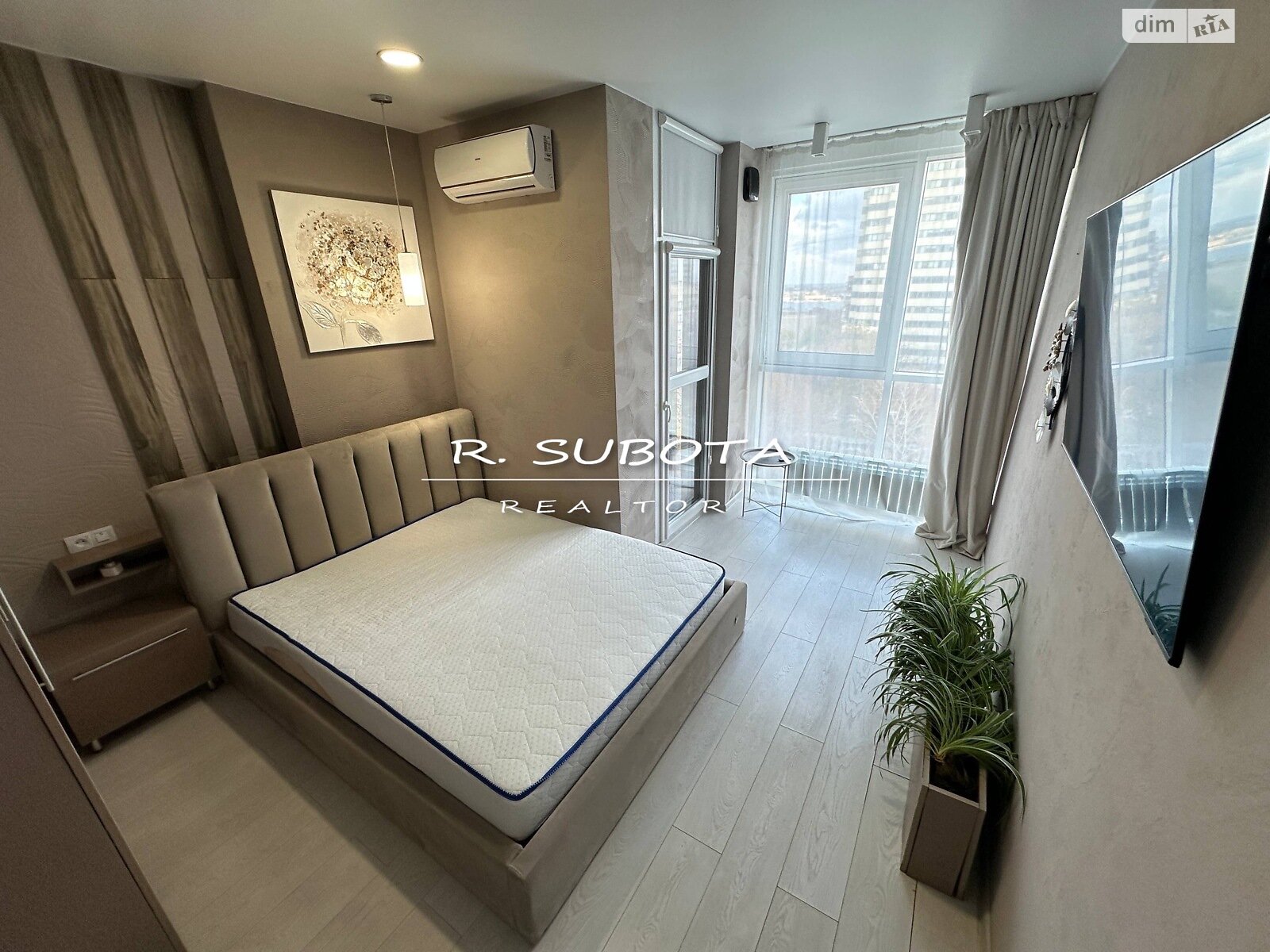 трехкомнатная квартира в Днепре, район Парк Шевченко, на ул. Вернадского Владимира 29К в аренду на долгий срок помесячно фото 1 трехкомнатная квартира в Днепре, район Парк Шевченко, на ул. Вернадского Владимира 29К в аренду на долгий срок помесячно фото 1