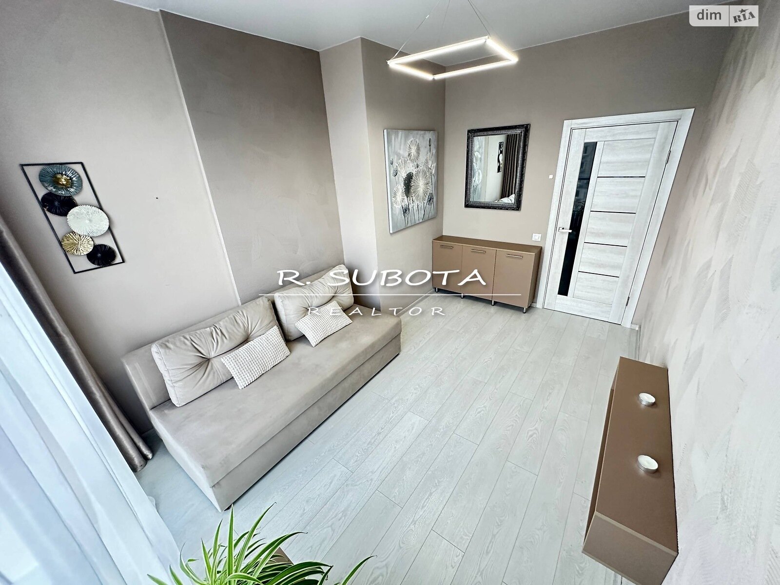 трехкомнатная квартира в Днепре, район Парк Шевченко, на ул. Вернадского Владимира 29К в аренду на долгий срок помесячно фото 1 трехкомнатная квартира в Днепре, район Парк Шевченко, на ул. Вернадского Владимира 29К в аренду на долгий срок помесячно фото 1