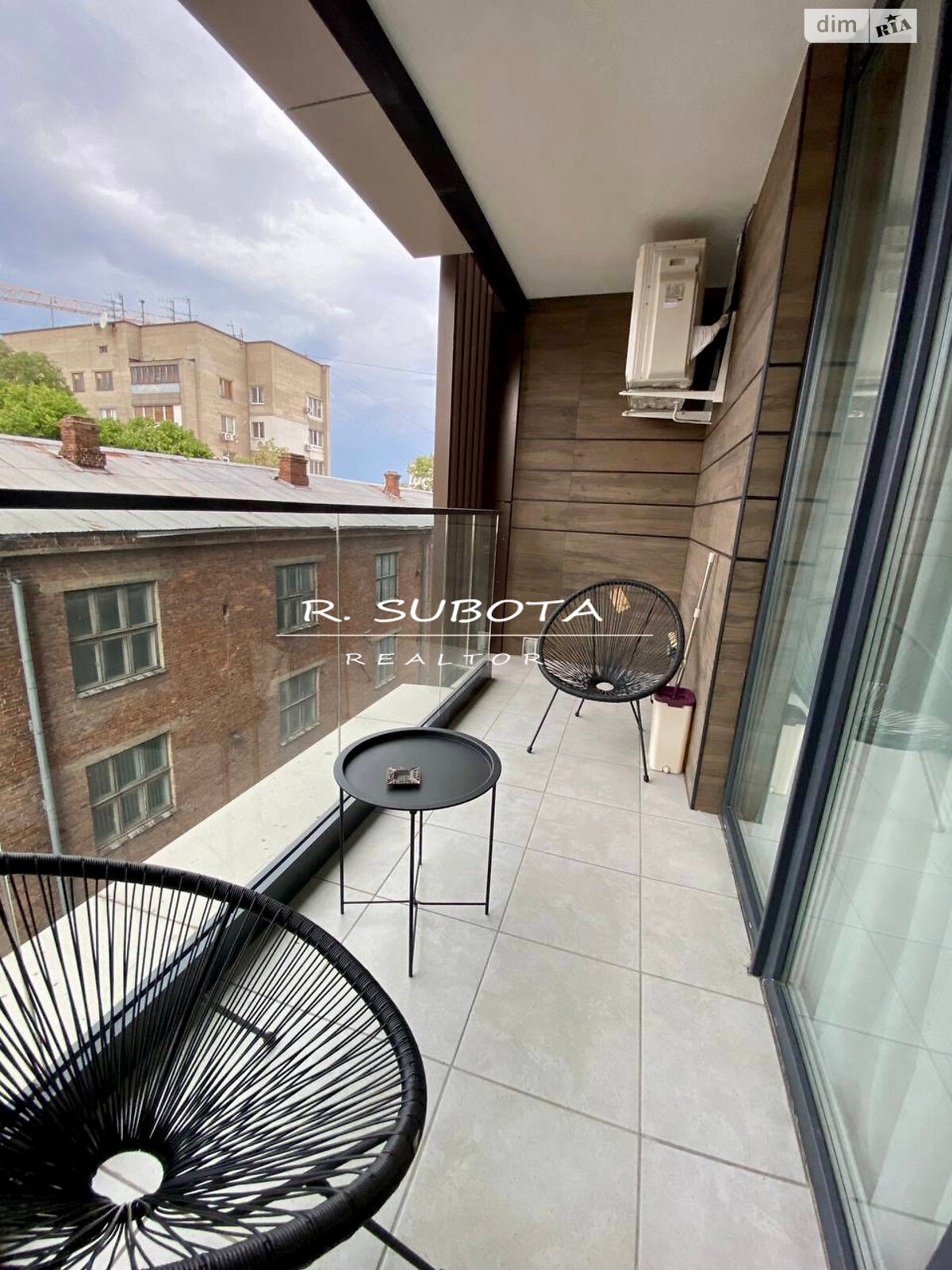 трехкомнатная квартира в Днепре, район Парк Шевченко, на ул. Вернадского Владимира 29К в аренду на долгий срок помесячно фото 1 трехкомнатная квартира в Днепре, район Парк Шевченко, на ул. Вернадского Владимира 29К в аренду на долгий срок помесячно фото 1