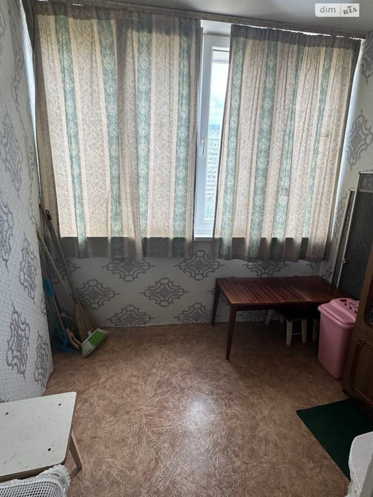 трикімнатна квартира в Дніпрі, район Парус, на вул. Метробудівська 14 в довготривалу оренду помісячно фото 1 трикімнатна квартира в Дніпрі, район Парус, на вул. Метробудівська 14 в довготривалу оренду помісячно фото 1