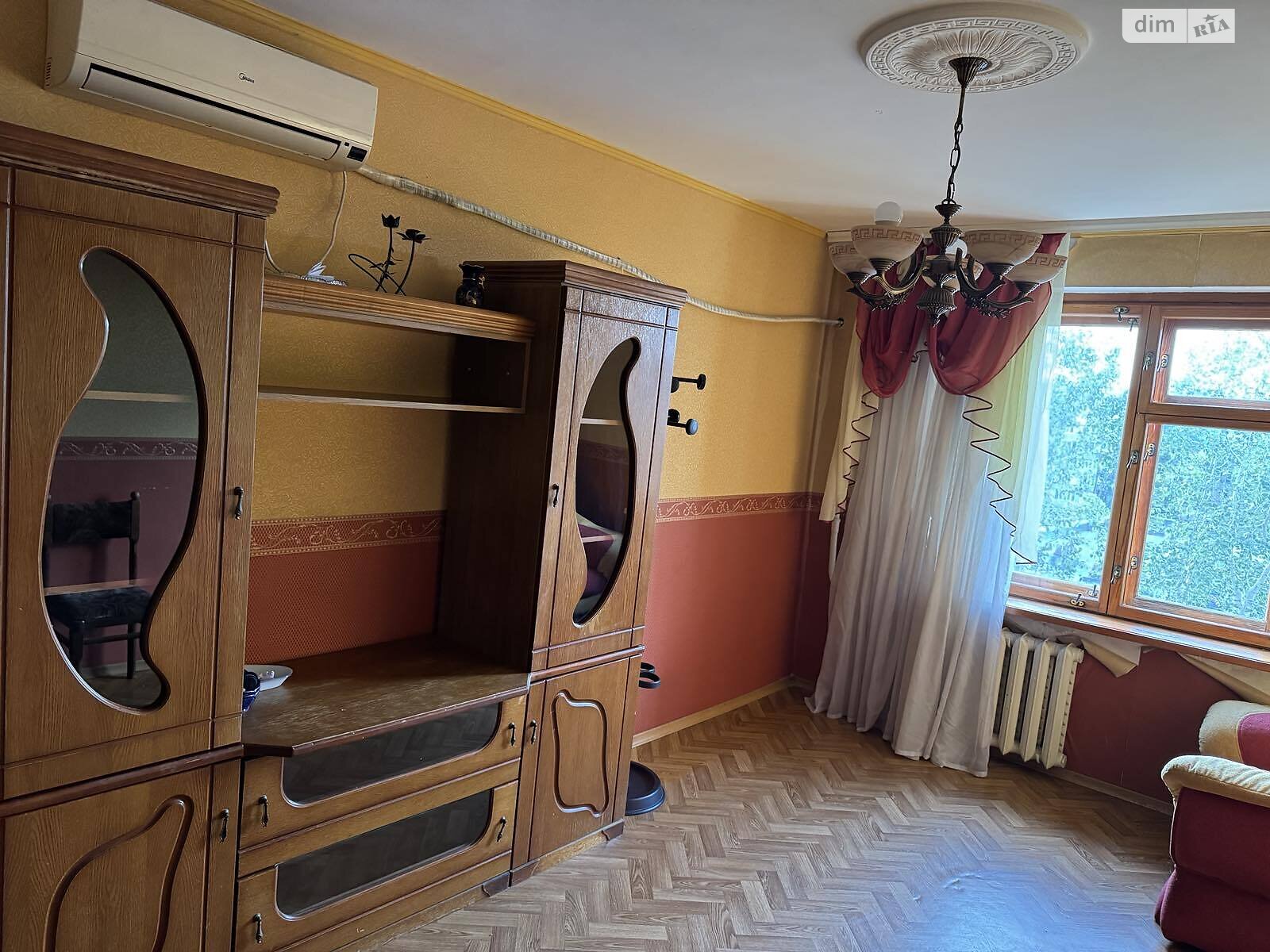 трехкомнатная квартира в Днепре, район Парус, на ул. Мониторная 10 в аренду на долгий срок помесячно фото 1 трехкомнатная квартира в Днепре, район Парус, на ул. Мониторная 10 в аренду на долгий срок помесячно фото 1