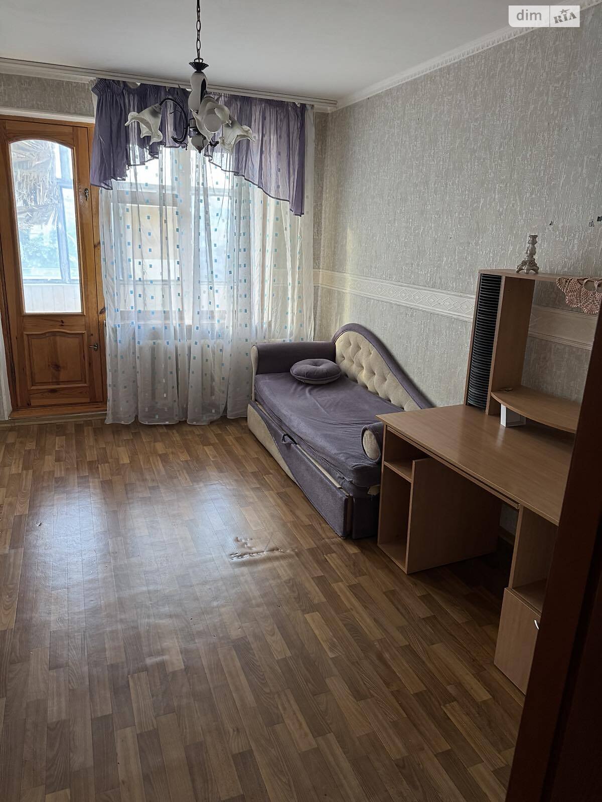 трехкомнатная квартира в Днепре, район Парус, на ул. Мониторная 10 в аренду на долгий срок помесячно фото 1 трехкомнатная квартира в Днепре, район Парус, на ул. Мониторная 10 в аренду на долгий срок помесячно фото 1