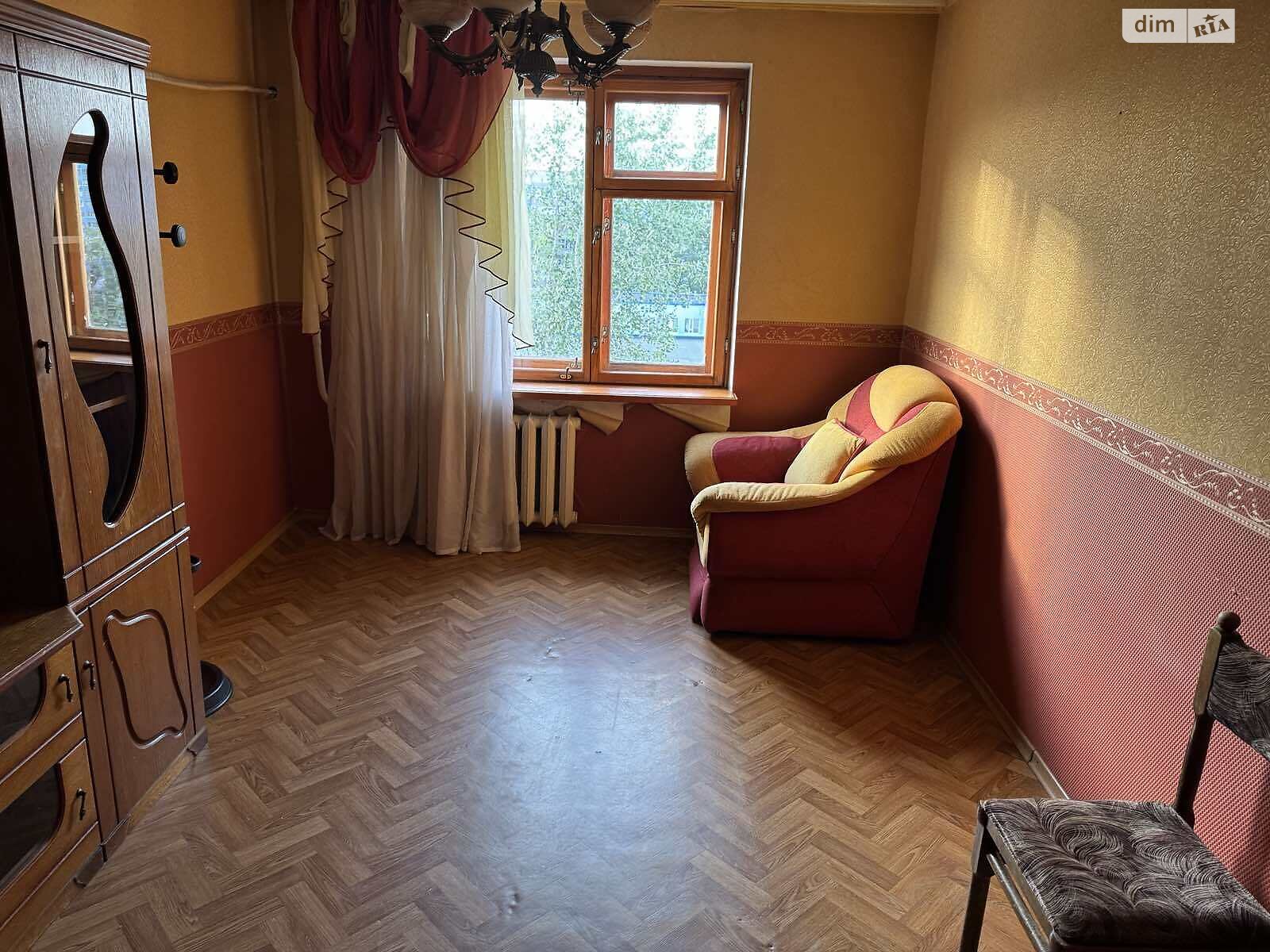 трехкомнатная квартира в Днепре, район Парус, на ул. Мониторная 10 в аренду на долгий срок помесячно фото 1 трехкомнатная квартира в Днепре, район Парус, на ул. Мониторная 10 в аренду на долгий срок помесячно фото 1