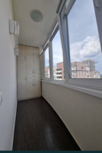 трехкомнатная квартира в Днепре, район Мандрыкивка, на ул. Мандрыковская 136 в аренду на долгий срок помесячно фото 2