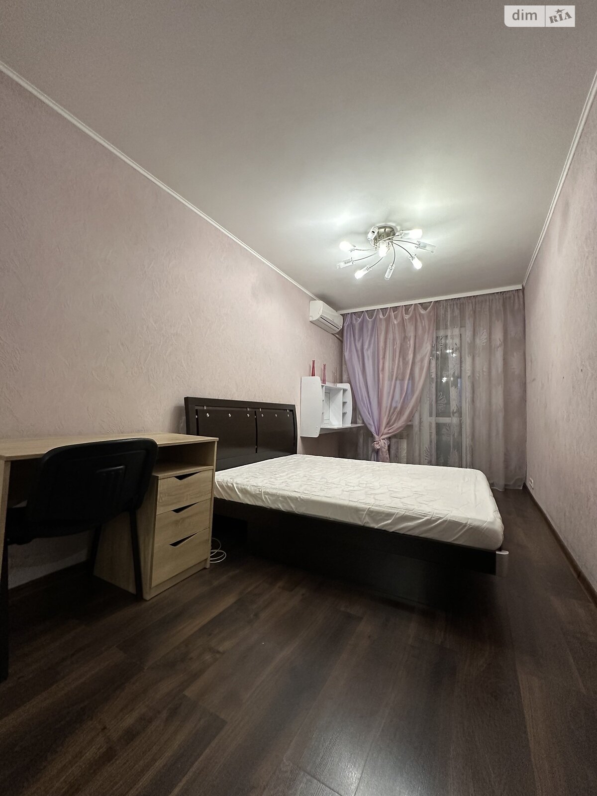 двокімнатна квартира з ремонтом в Дніпрі, район Перемога-1, на вул. Набережна Перемоги 58 в довготривалу оренду помісячно фото 1 двокімнатна квартира з ремонтом в Дніпрі, район Перемога-1, на вул. Набережна Перемоги 58 в довготривалу оренду помісячно фото 1