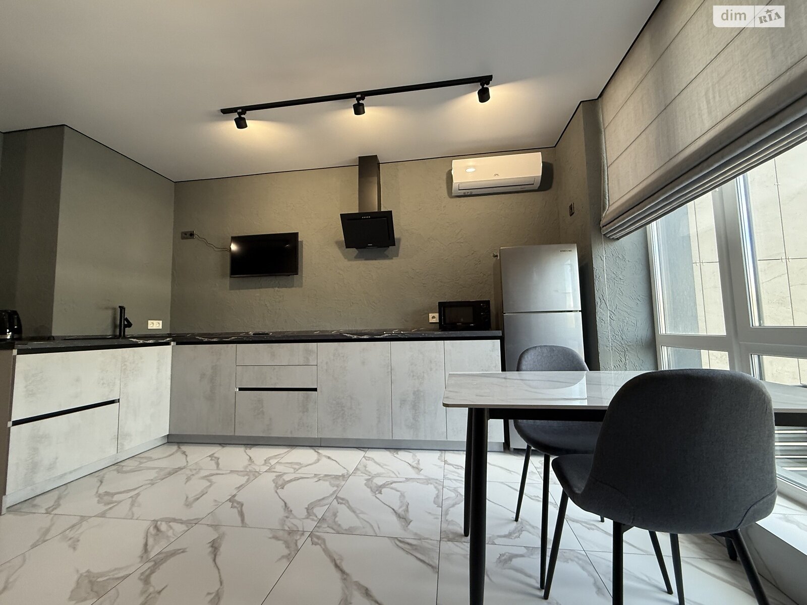 двокімнатна квартира в Дніпрі, район Перемога-1, на вул. Набережна Перемоги 40Д в довготривалу оренду помісячно фото 1