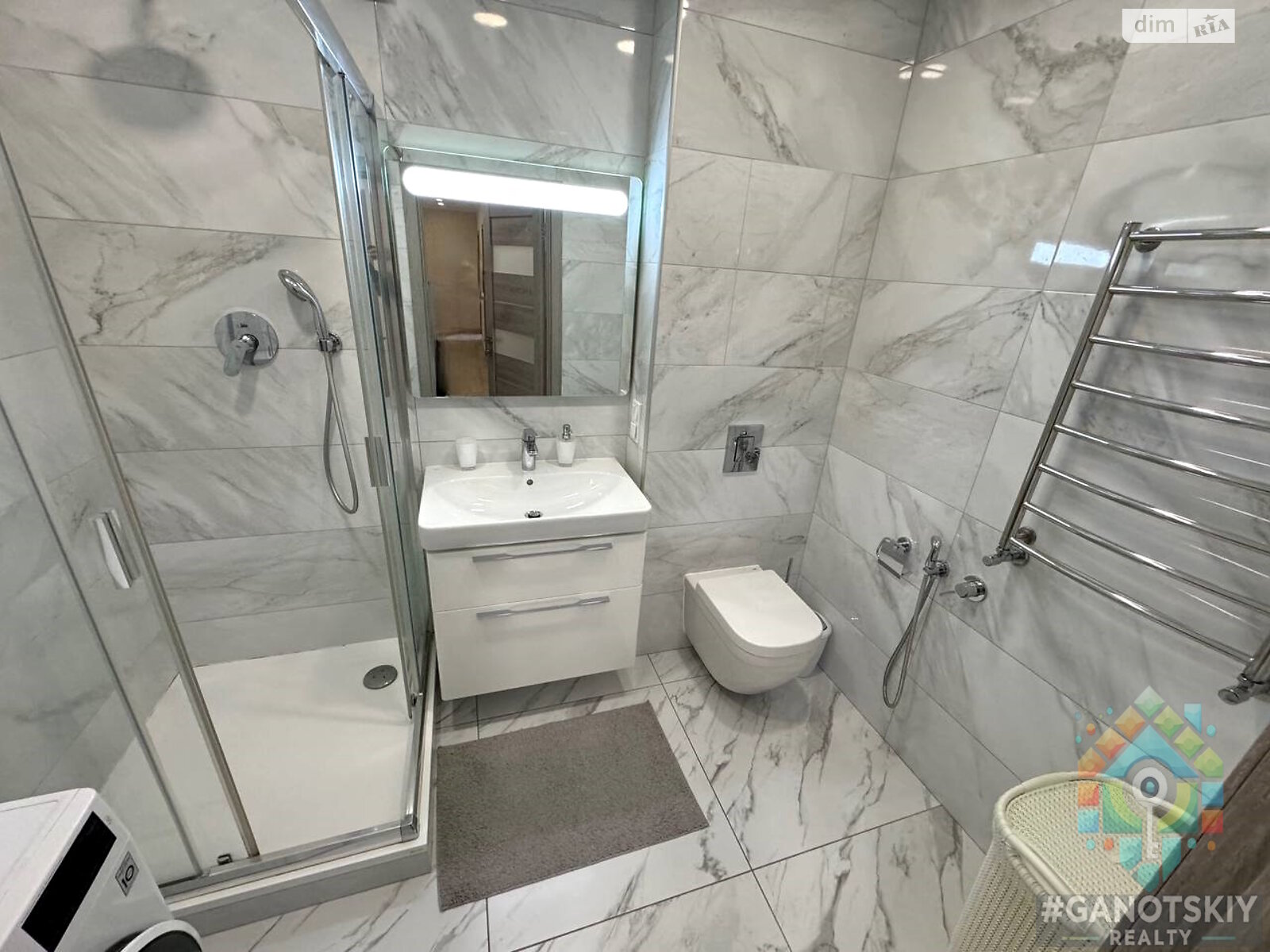 чотирикімнатна квартира в Дніпрі, район Перемога-1, на вул. Набережна Перемоги 62 в довготривалу оренду помісячно фото 1 чотирикімнатна квартира в Дніпрі, район Перемога-1, на вул. Набережна Перемоги 62 в довготривалу оренду помісячно фото 1