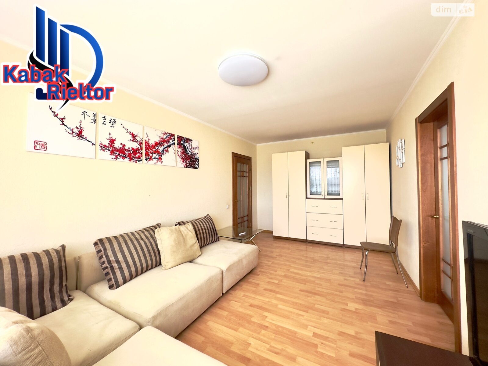 трикімнатна квартира в Дніпрі, район Перемога-2, на вул. Набережна Перемоги 78 в довготривалу оренду помісячно фото 1 трикімнатна квартира в Дніпрі, район Перемога-2, на вул. Набережна Перемоги 78 в довготривалу оренду помісячно фото 1