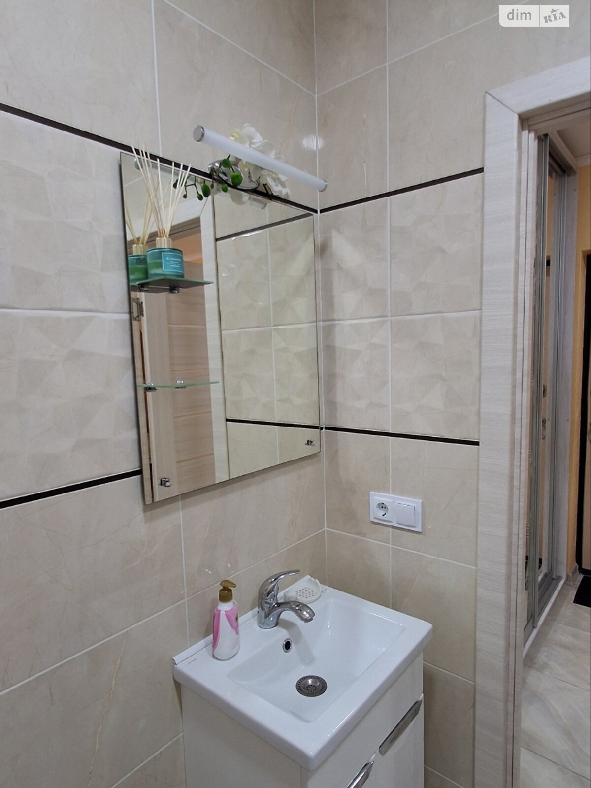 однокімнатна квартира в Дніпрі, район Перемога-2, на вул. Набережна Перемоги в довготривалу оренду помісячно фото 1 однокімнатна квартира в Дніпрі, район Перемога-2, на вул. Набережна Перемоги в довготривалу оренду помісячно фото 1