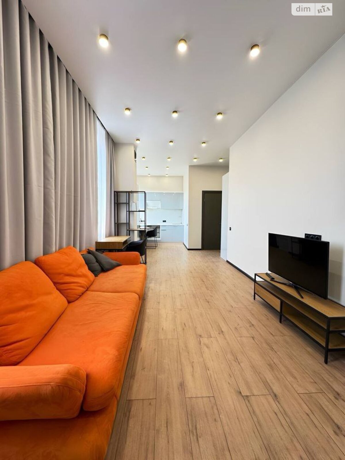 двухкомнатная квартира в Днепре, район Победа-2, на ул. Набережная Победы 68А в аренду на долгий срок помесячно фото 1