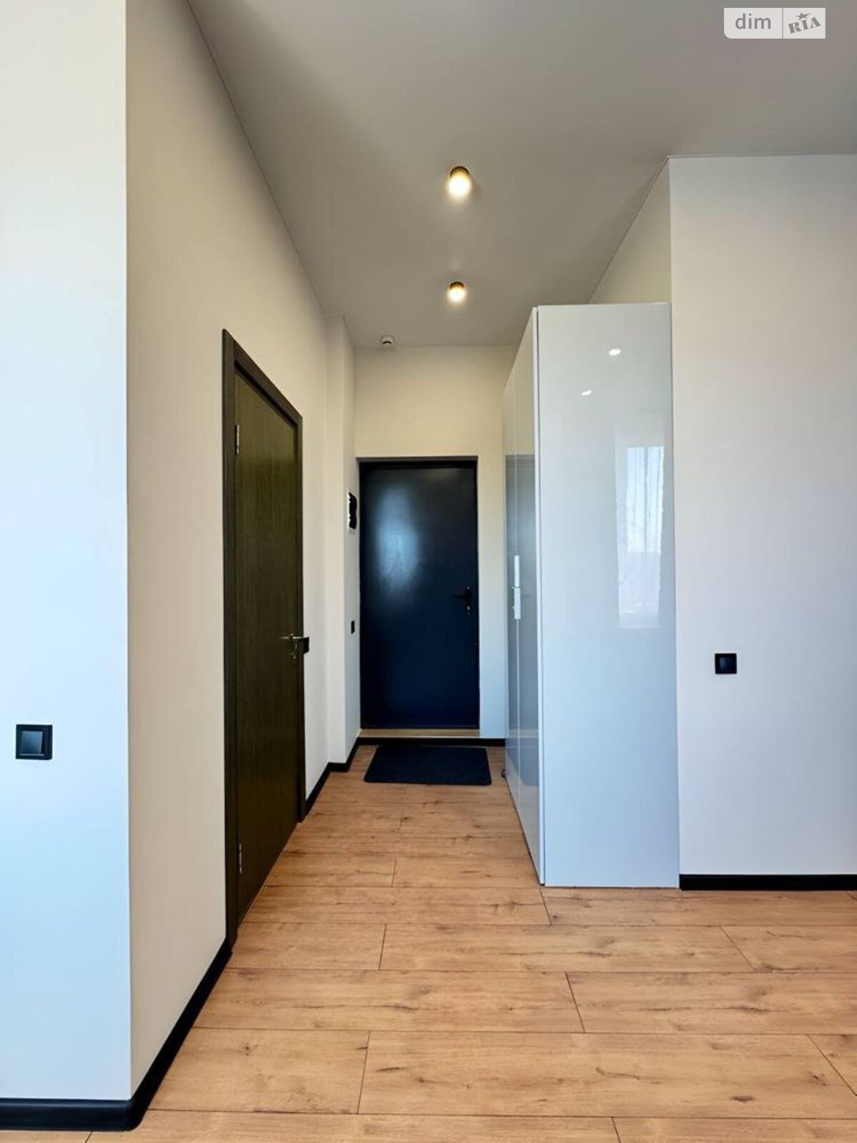 двухкомнатная квартира в Днепре, район Победа-2, на ул. Набережная Победы 68А в аренду на долгий срок помесячно фото 1