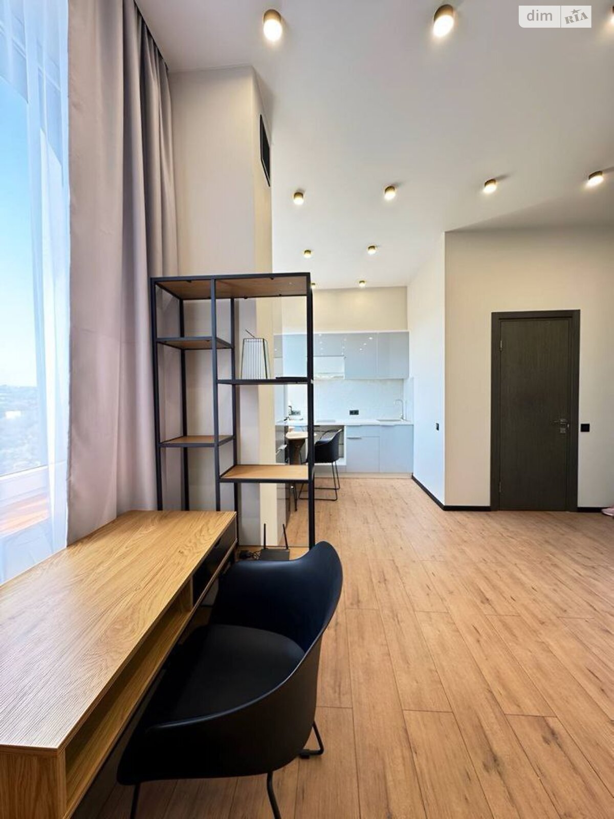 двухкомнатная квартира в Днепре, район Победа-2, на ул. Набережная Победы 68А в аренду на долгий срок помесячно фото 1