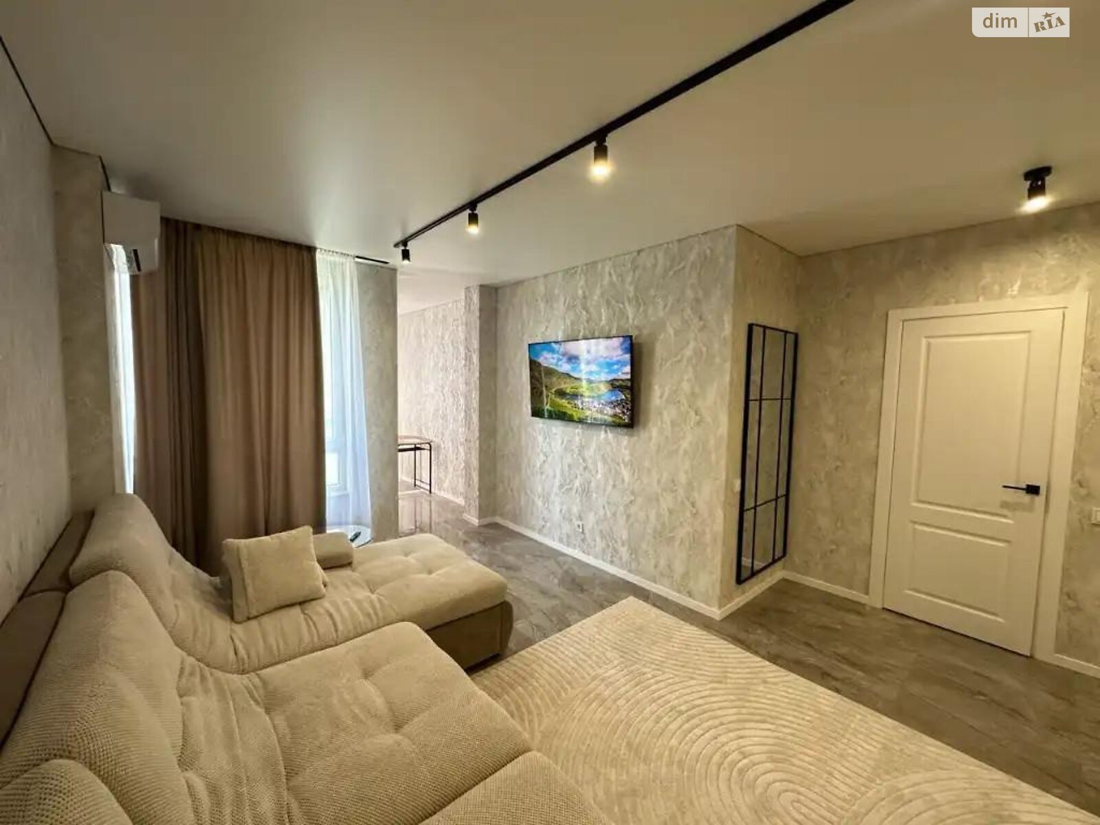 однокомнатная квартира в Днепре, район Победа-4, на ул. Космическая 5 в аренду на долгий срок помесячно фото 1