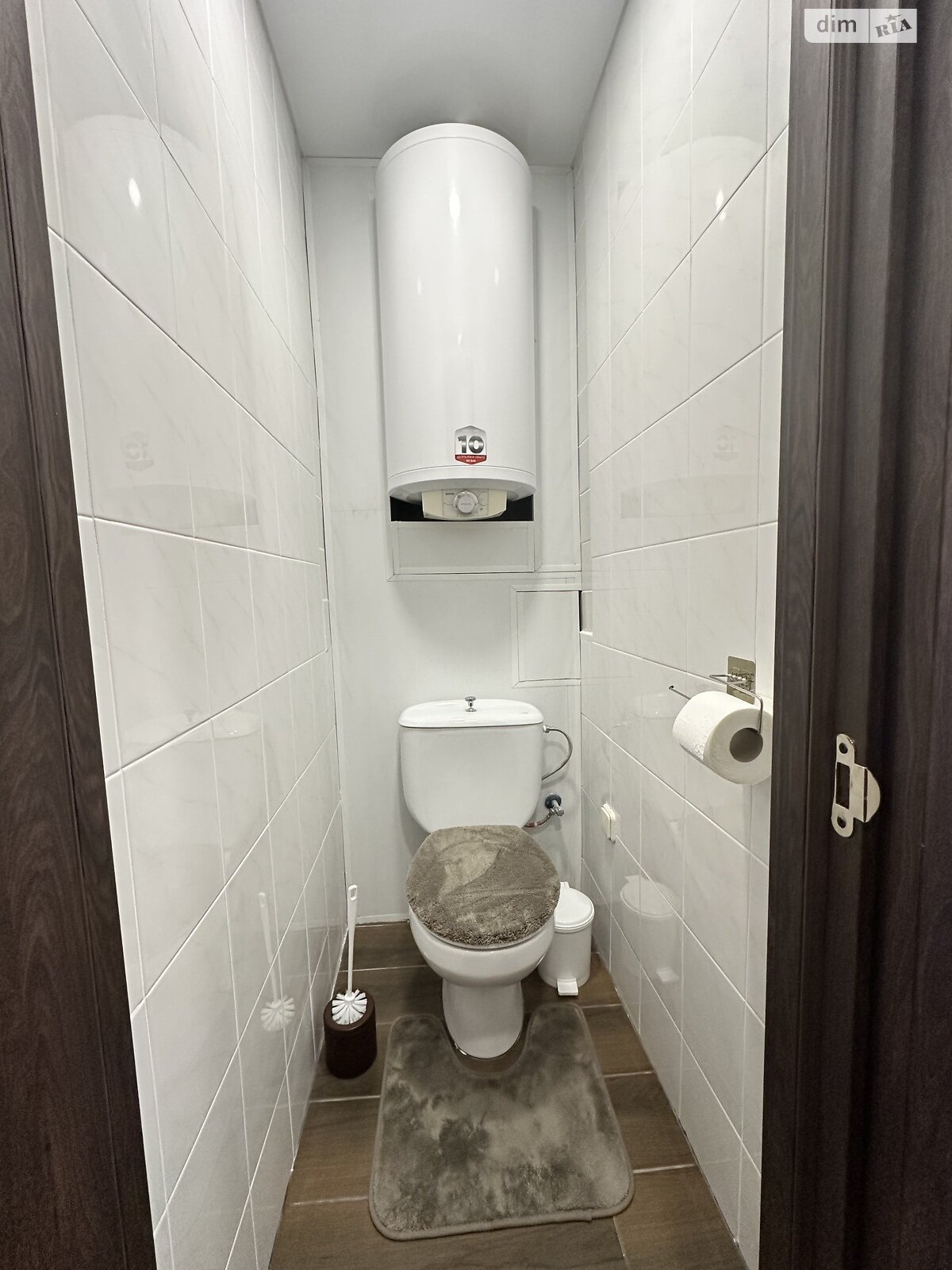 трехкомнатная квартира в Днепре, район Победа-5, на ул. Дорошенко Петра гетмана в аренду на долгий срок помесячно фото 1