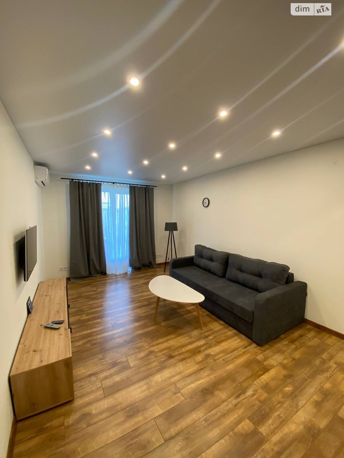 однокімнатна квартира в Дніпрі, район Перемога-5, на бул. Слави 2Д в довготривалу оренду помісячно фото 1 однокімнатна квартира в Дніпрі, район Перемога-5, на бул. Слави 2Д в довготривалу оренду помісячно фото 1