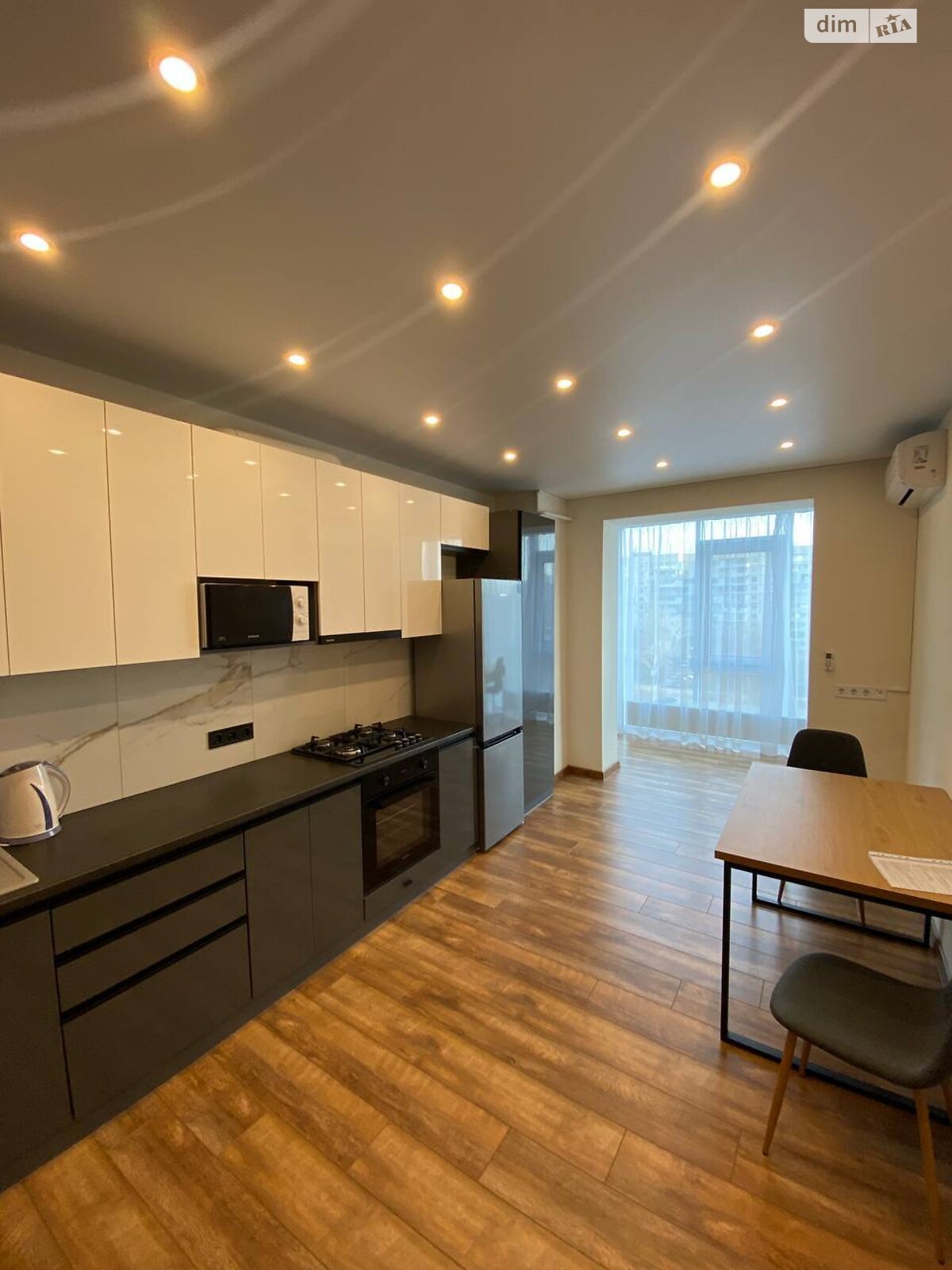 однокімнатна квартира в Дніпрі, район Перемога-5, на бул. Слави 2Д в довготривалу оренду помісячно фото 1 однокімнатна квартира в Дніпрі, район Перемога-5, на бул. Слави 2Д в довготривалу оренду помісячно фото 1