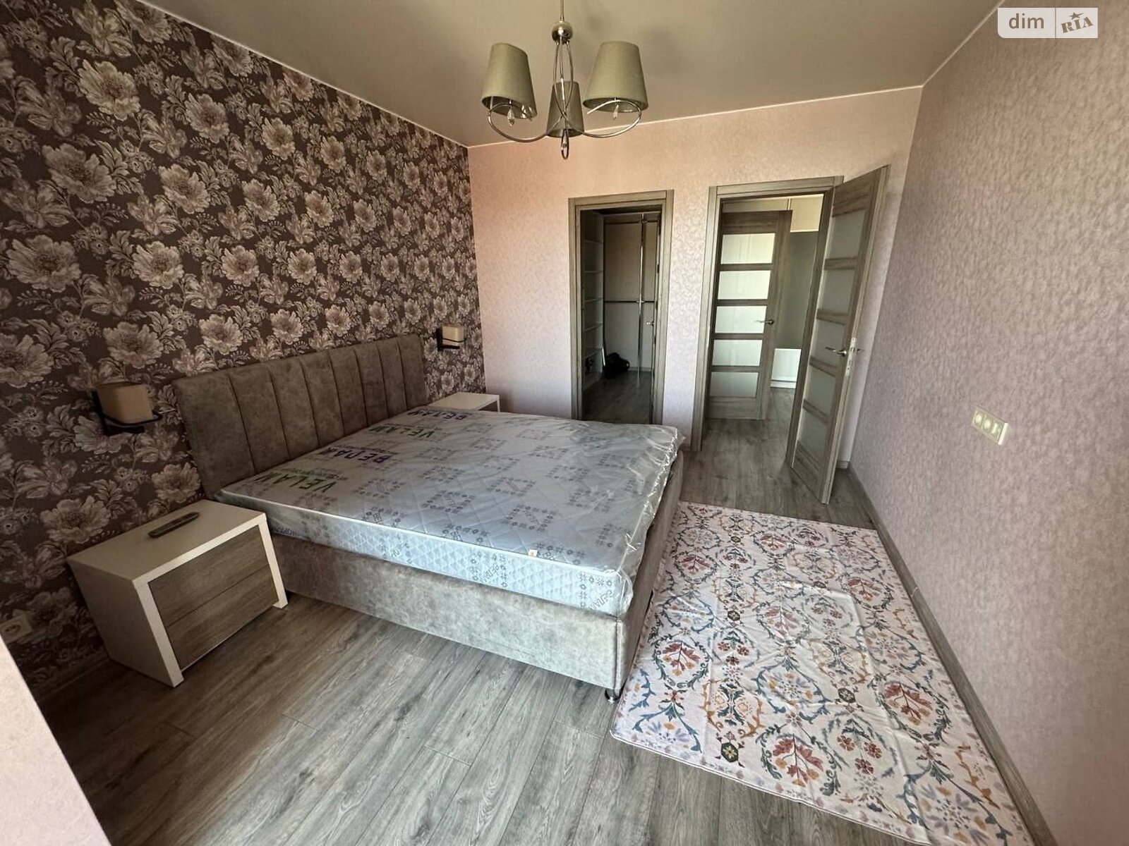 однокомнатная квартира в Днепре, район Победа-5, на бул. Славы 2А в аренду на долгий срок помесячно фото 1