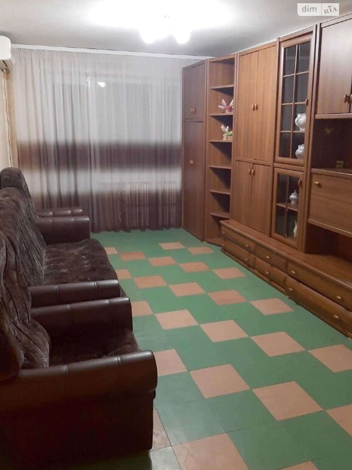 трикімнатна квартира з меблями в Дніпрі, район Перемога-5, на просп. Героїв в довготривалу оренду помісячно фото 1