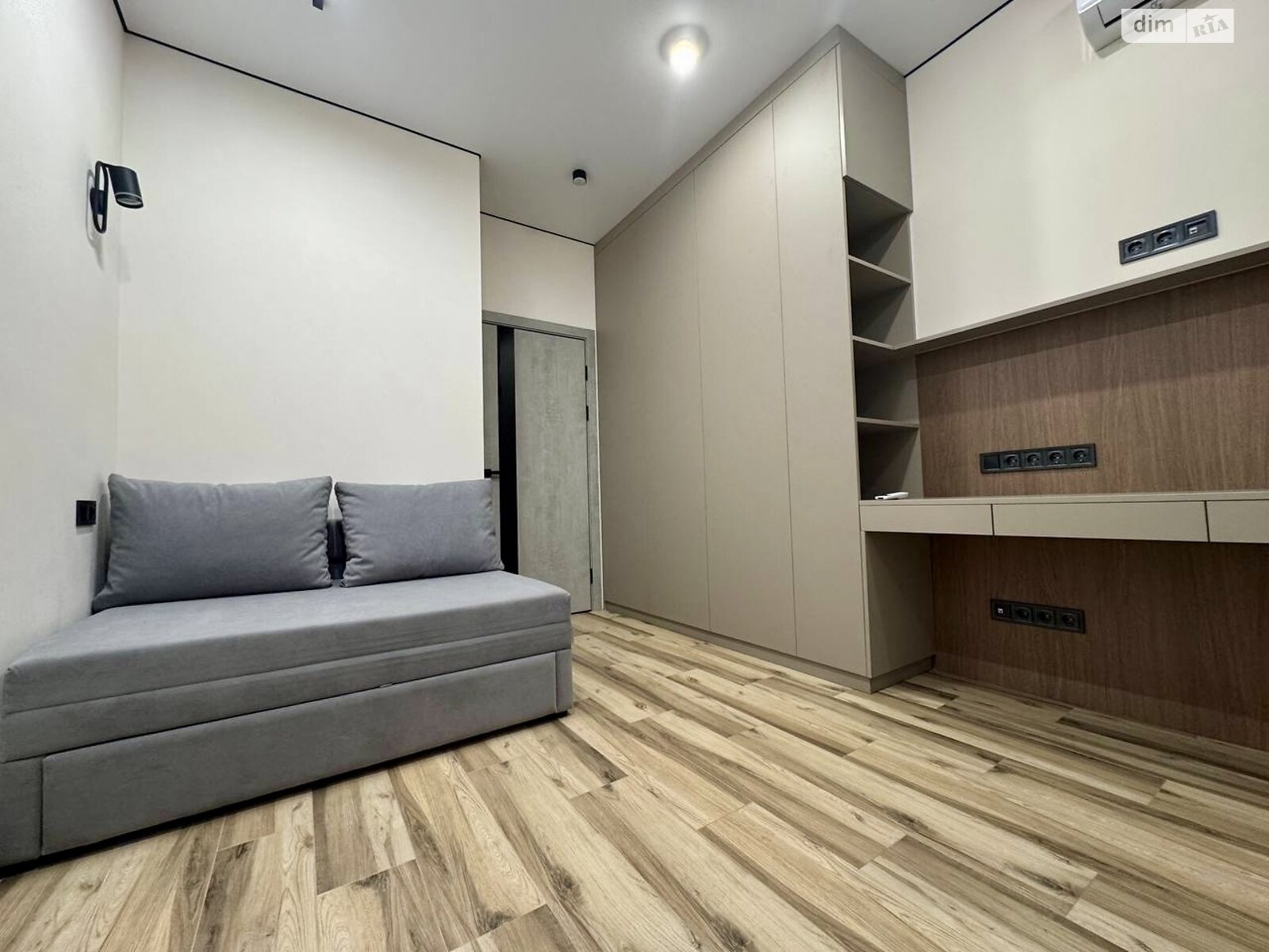 трикімнатна квартира в Дніпрі, район Перемога-6, на пров. Добровольців 23 в довготривалу оренду помісячно фото 1