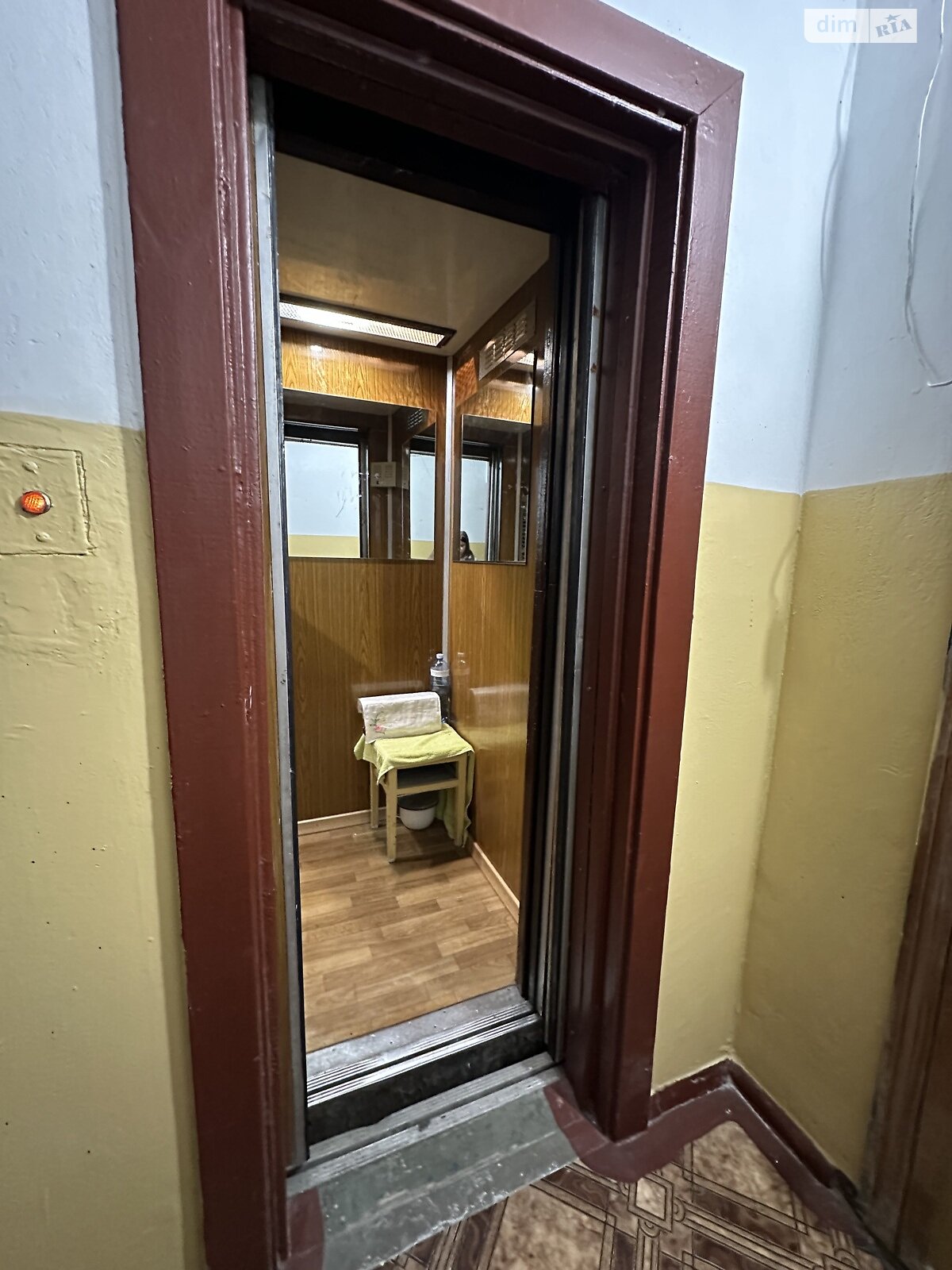 трикімнатна квартира з меблями в Дніпрі, район Перемога-6, на просп. Героїв 46 в довготривалу оренду помісячно фото 1 трикімнатна квартира з меблями в Дніпрі, район Перемога-6, на просп. Героїв 46 в довготривалу оренду помісячно фото 1