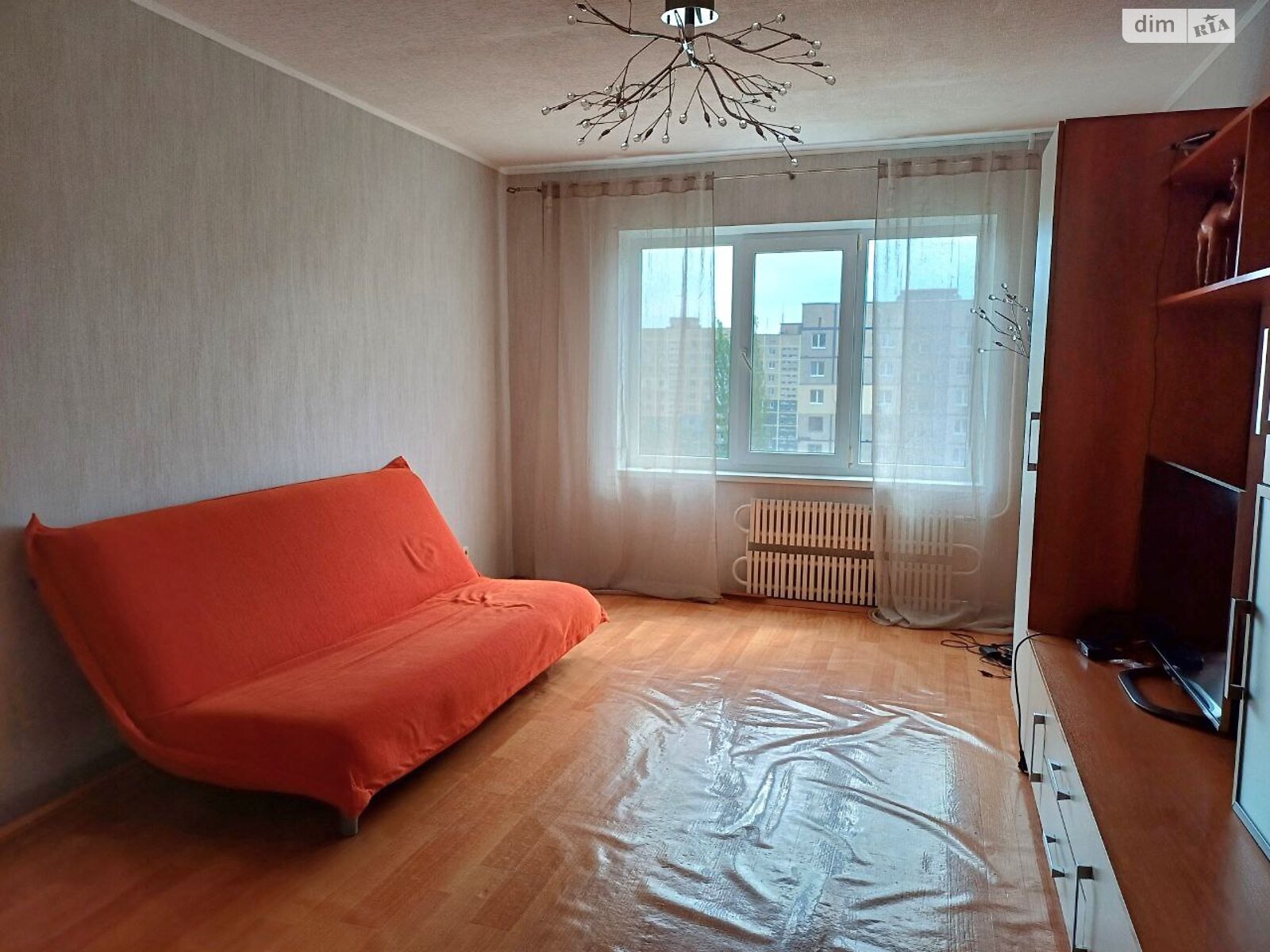 трехкомнатная квартира в Днепре, район Соборный, на просп. Героев 46 в аренду на долгий срок помесячно фото 1 трехкомнатная квартира в Днепре, район Соборный, на просп. Героев 46 в аренду на долгий срок помесячно фото 1