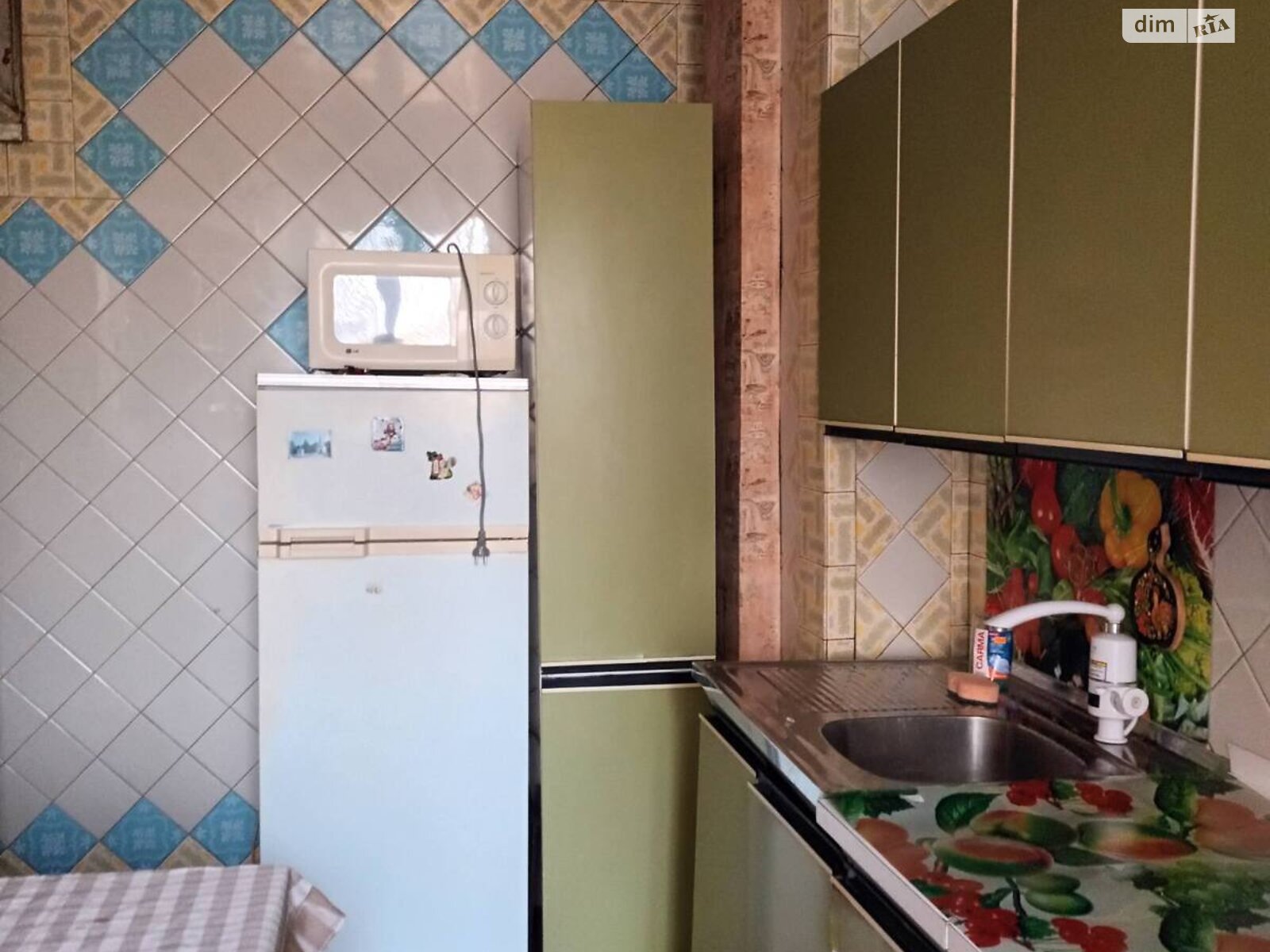 трехкомнатная квартира в Днепре, район Победа-6, на просп. Героев 40 в аренду на долгий срок помесячно фото 1 трехкомнатная квартира в Днепре, район Победа-6, на просп. Героев 40 в аренду на долгий срок помесячно фото 1