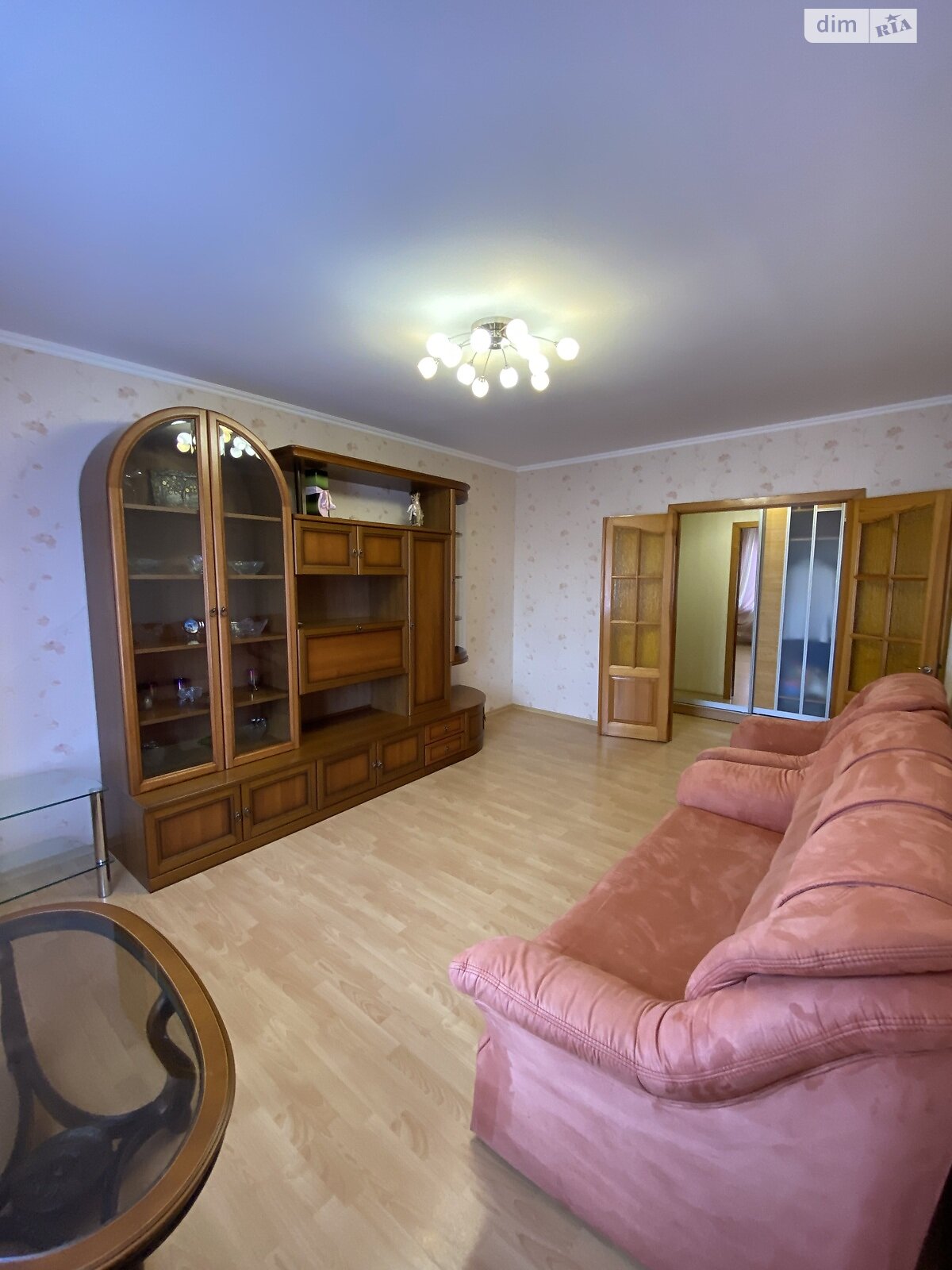 трикімнатна квартира в Дніпрі, район Перемога-6, на вул. Ризоля 3 в довготривалу оренду помісячно фото 1