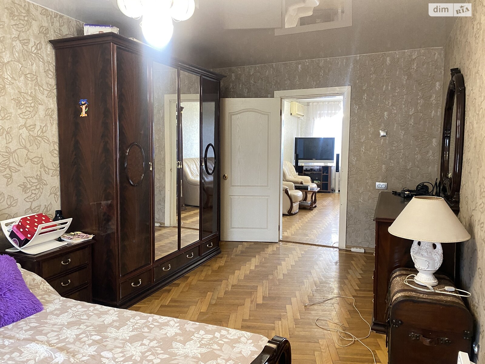 четырехкомнатная квартира в Днепре, район Победа-3, на ул. Набережная Победы 100 в аренду на долгий срок помесячно фото 1 четырехкомнатная квартира в Днепре, район Победа-3, на ул. Набережная Победы 100 в аренду на долгий срок помесячно фото 1