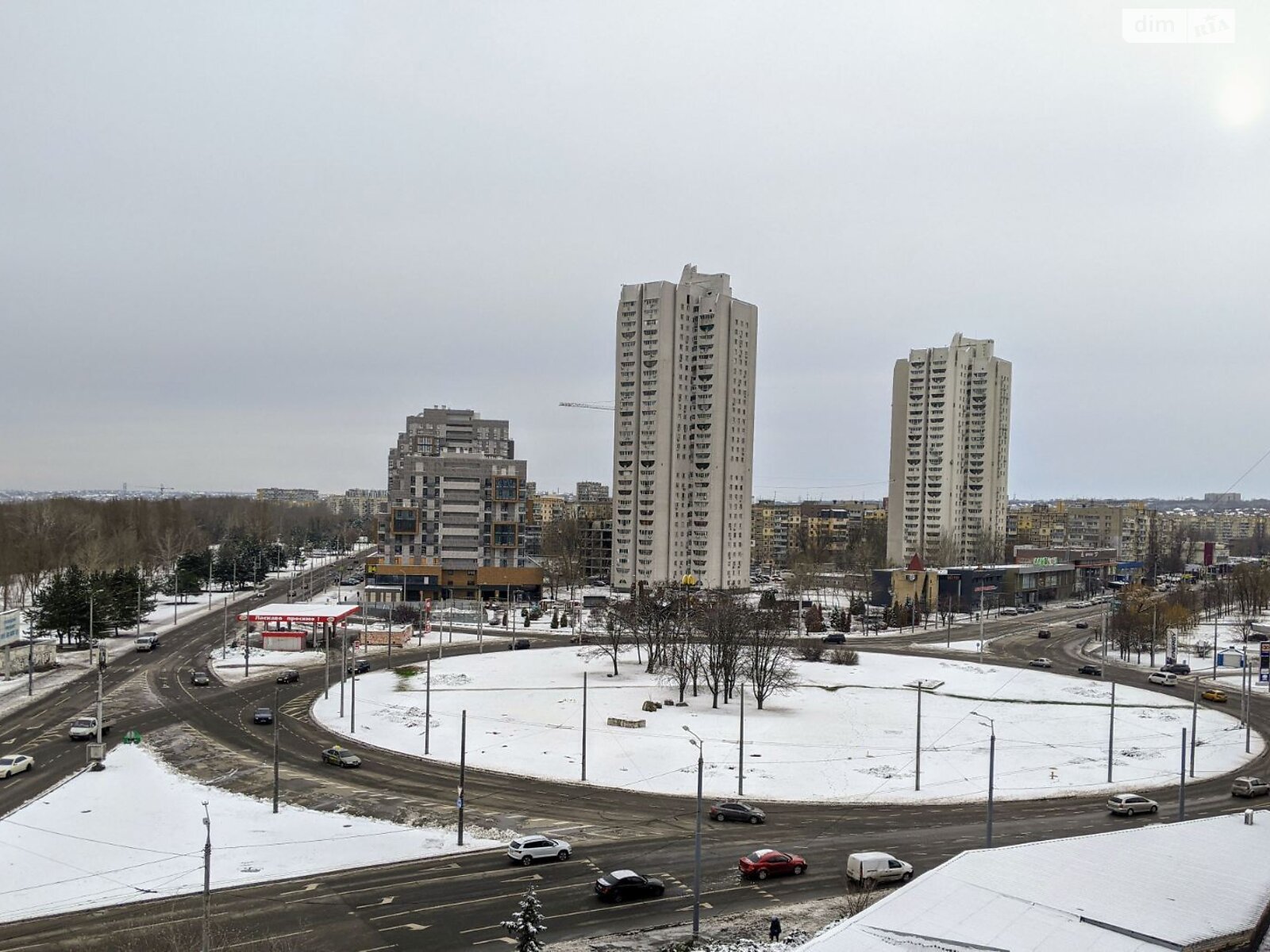 двухкомнатная квартира в Днепре, район Победа-3, на ул. Набережная Победы в аренду на долгий срок помесячно фото 1