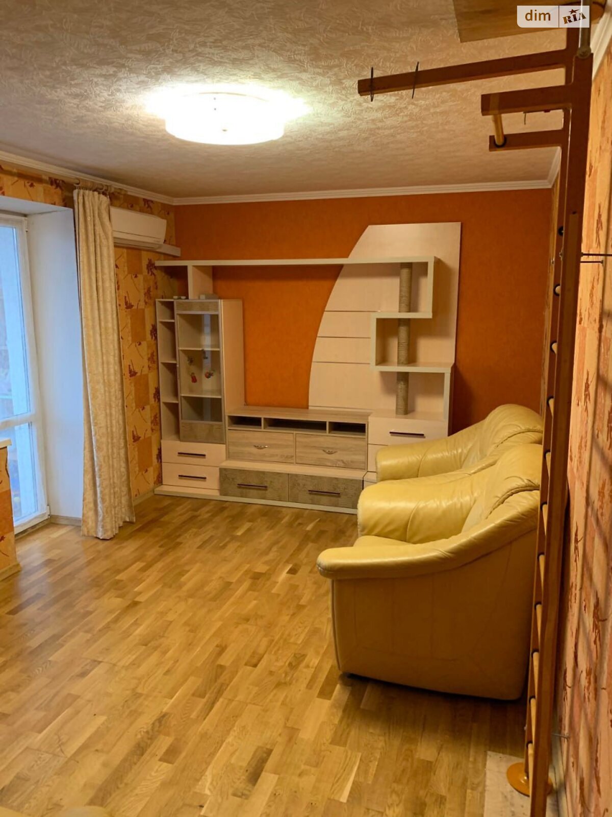 двухкомнатная квартира в Днепре, район Подстанция, на просп. Науки 169 в аренду на долгий срок помесячно фото 1 двухкомнатная квартира в Днепре, район Подстанция, на просп. Науки 169 в аренду на долгий срок помесячно фото 1