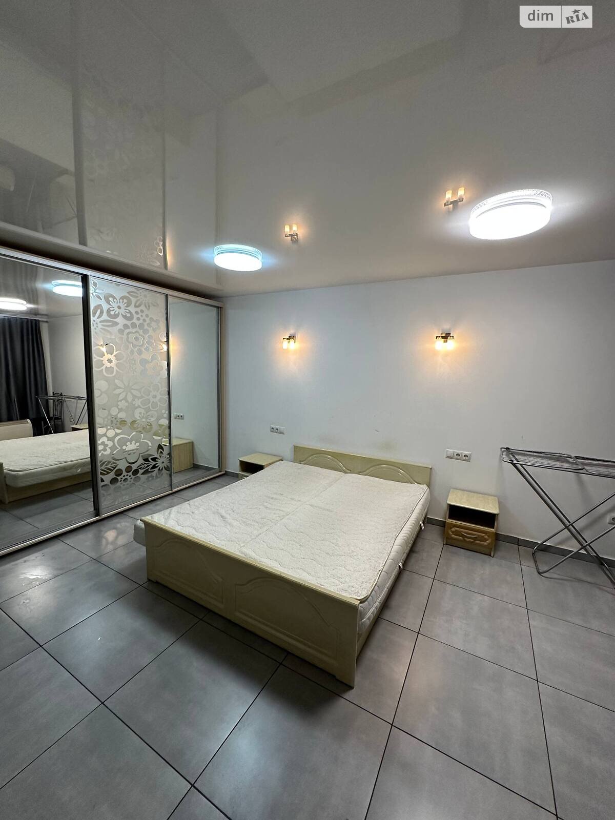 однокомнатная квартира в Днепре, район Подстанция, на просп. Науки 177 в аренду на долгий срок помесячно фото 1 однокомнатная квартира в Днепре, район Подстанция, на просп. Науки 177 в аренду на долгий срок помесячно фото 1