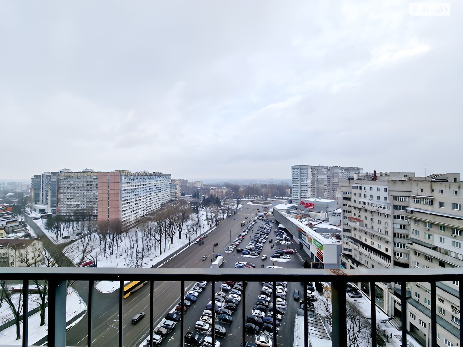 трехкомнатная квартира в Днепре, район Подстанция, на бул. Звездный 1 в аренду на долгий срок помесячно фото 1 трехкомнатная квартира в Днепре, район Подстанция, на бул. Звездный 1 в аренду на долгий срок помесячно фото 1