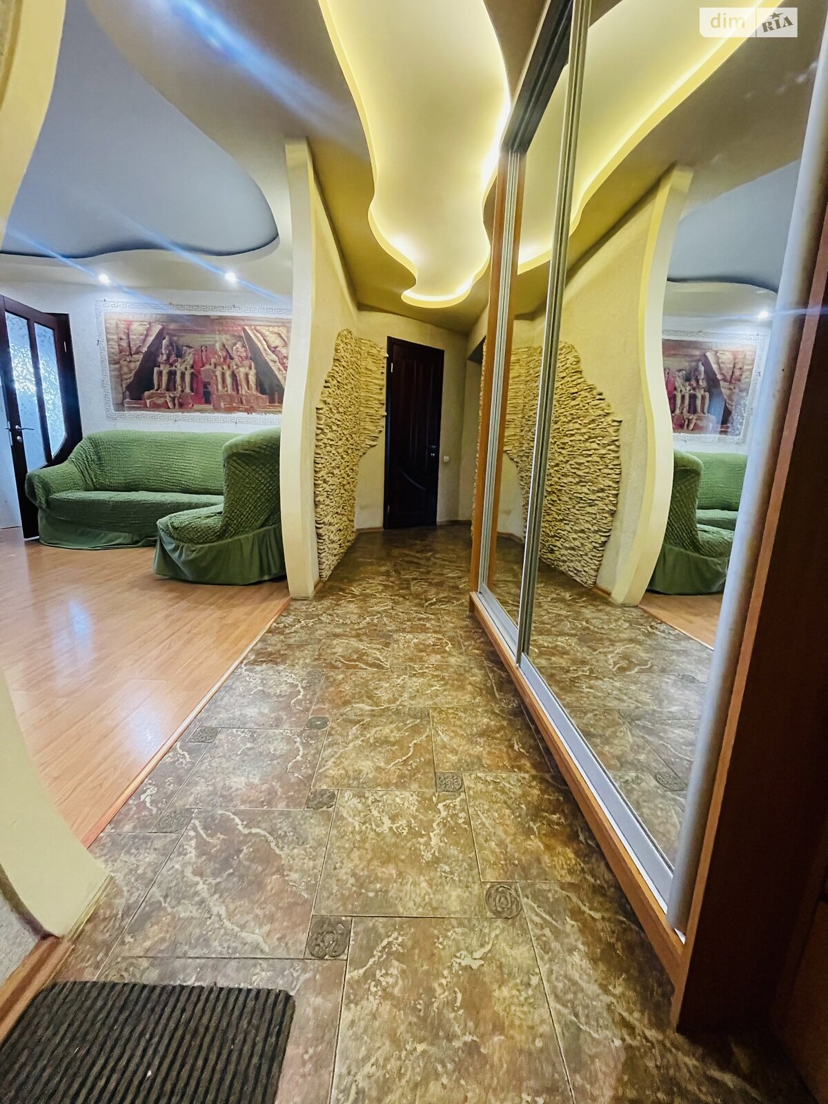 четырехкомнатная квартира в Днепре, район Покровский, на ул. Большая Диивська в аренду на долгий срок помесячно фото 1