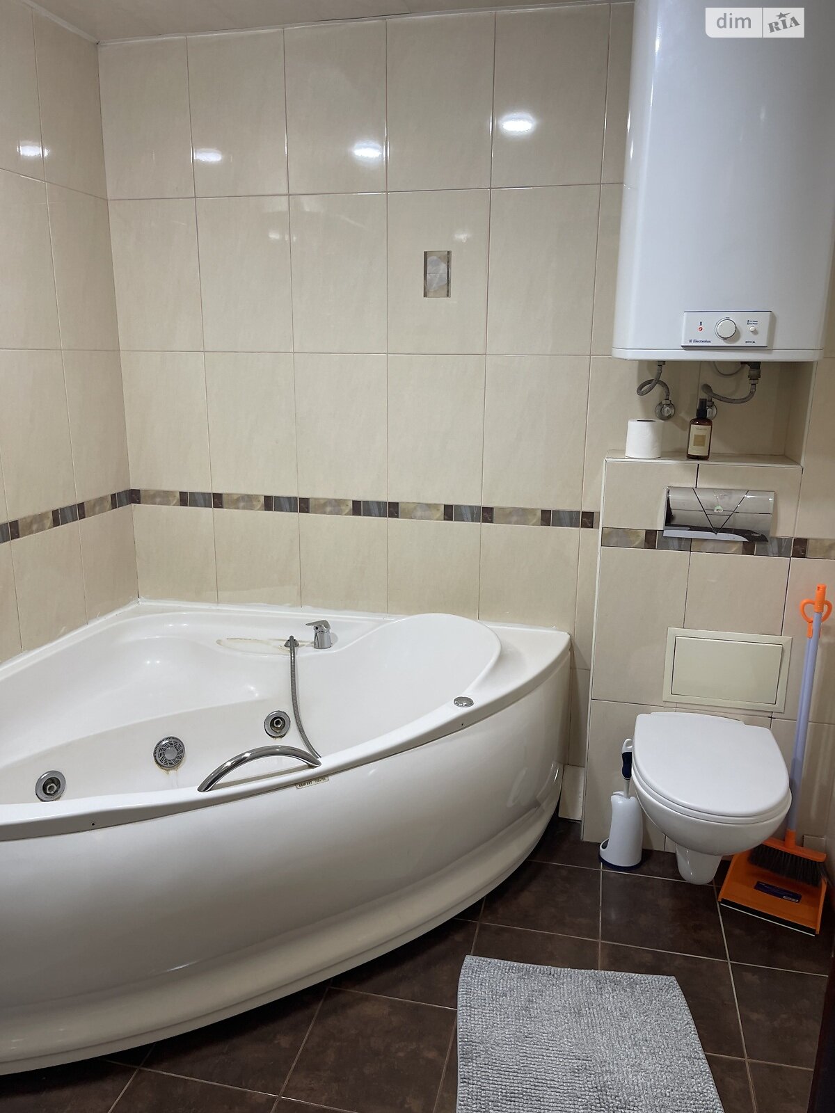 четырехкомнатная квартира в Днепре, район Покровский, на ул. Большая Диивська в аренду на долгий срок помесячно фото 1