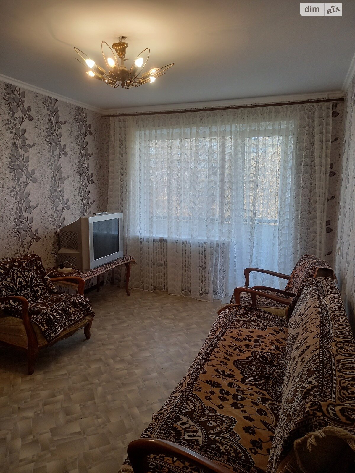 трикімнатна квартира в Дніпрі, район Покровський, на вул. Дія Максима 8 в довготривалу оренду помісячно фото 1 трикімнатна квартира в Дніпрі, район Покровський, на вул. Дія Максима 8 в довготривалу оренду помісячно фото 1
