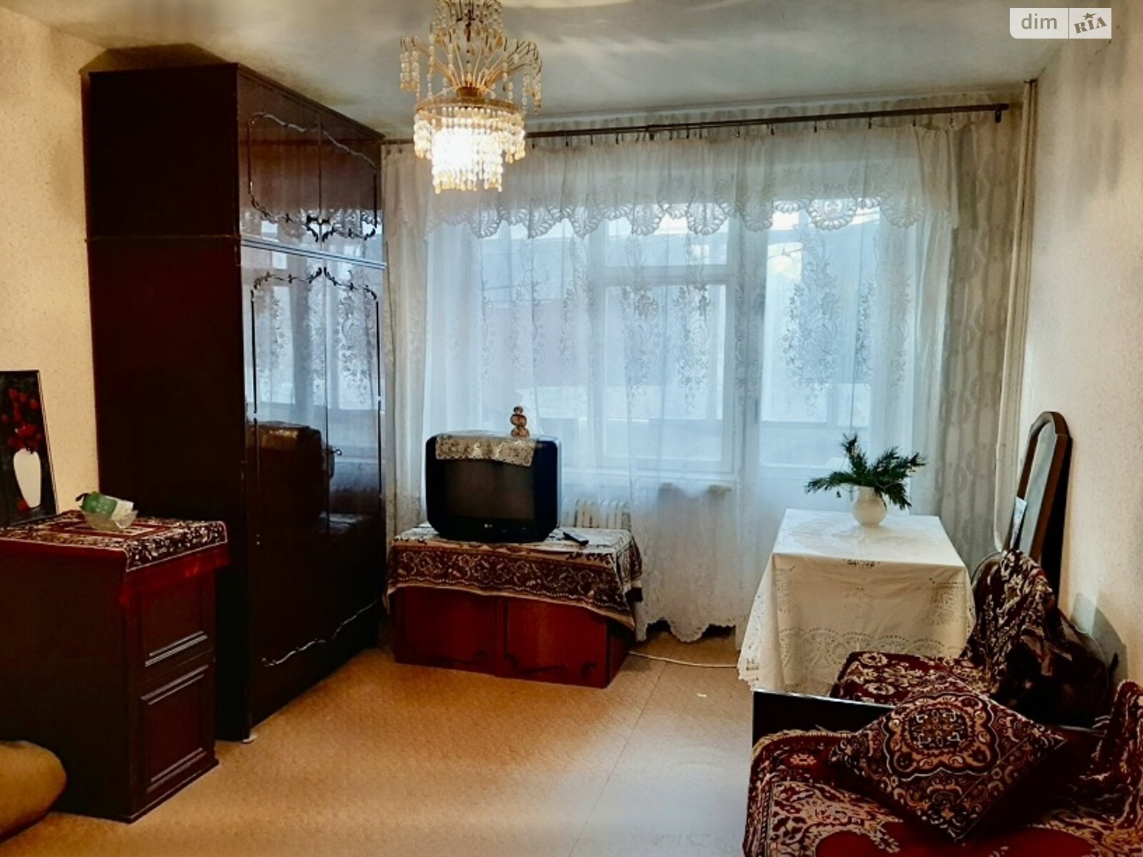 однокімнатна квартира з ремонтом в Дніпрі, район Покровський, на вул. Дія Максима в довготривалу оренду помісячно фото 1 однокімнатна квартира з ремонтом в Дніпрі, район Покровський, на вул. Дія Максима в довготривалу оренду помісячно фото 1