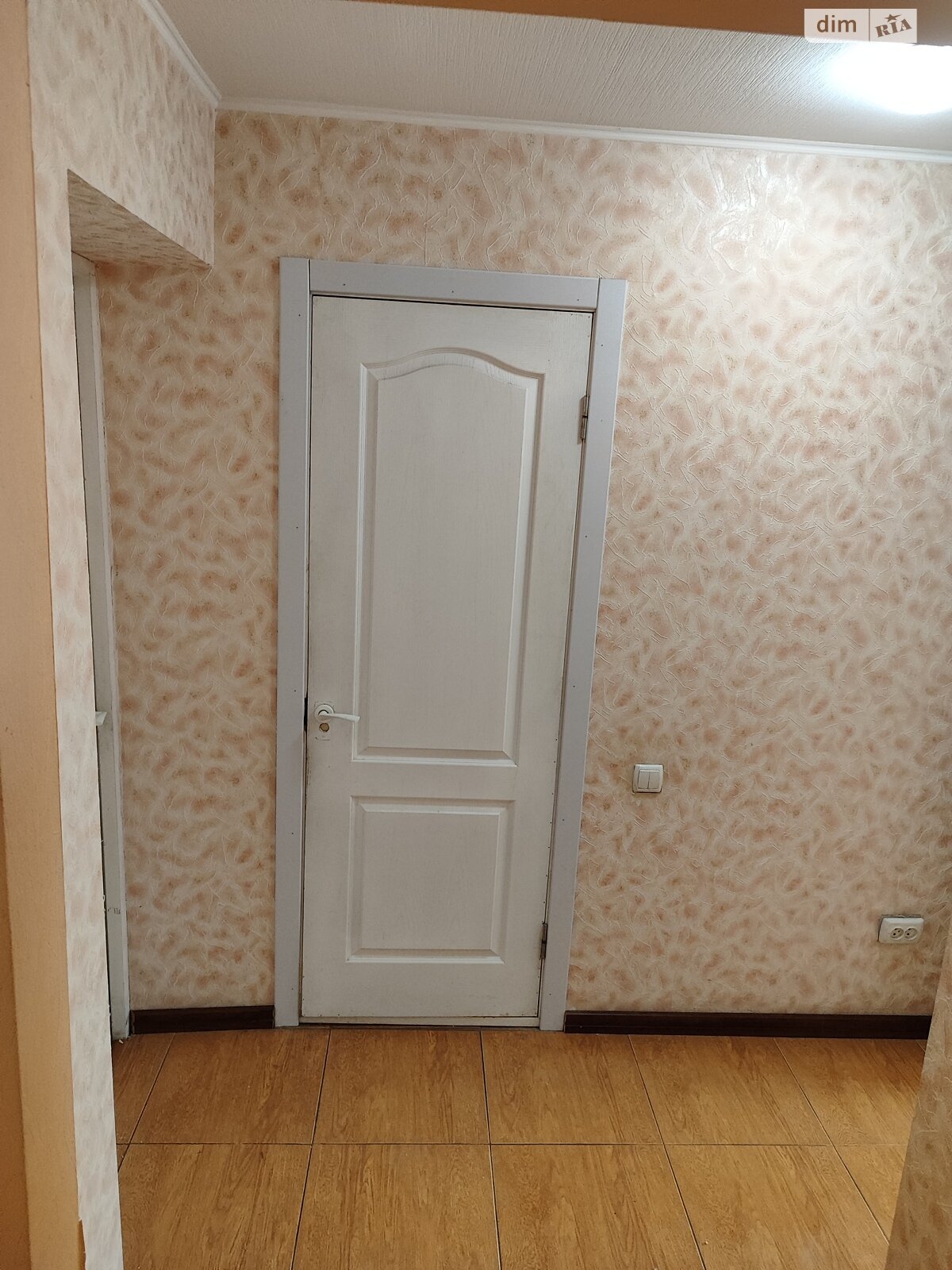 трехкомнатная квартира в Днепре, район Покровский, на ул. Дия Максима 21 в аренду на долгий срок помесячно фото 1 трехкомнатная квартира в Днепре, район Покровский, на ул. Дия Максима 21 в аренду на долгий срок помесячно фото 1