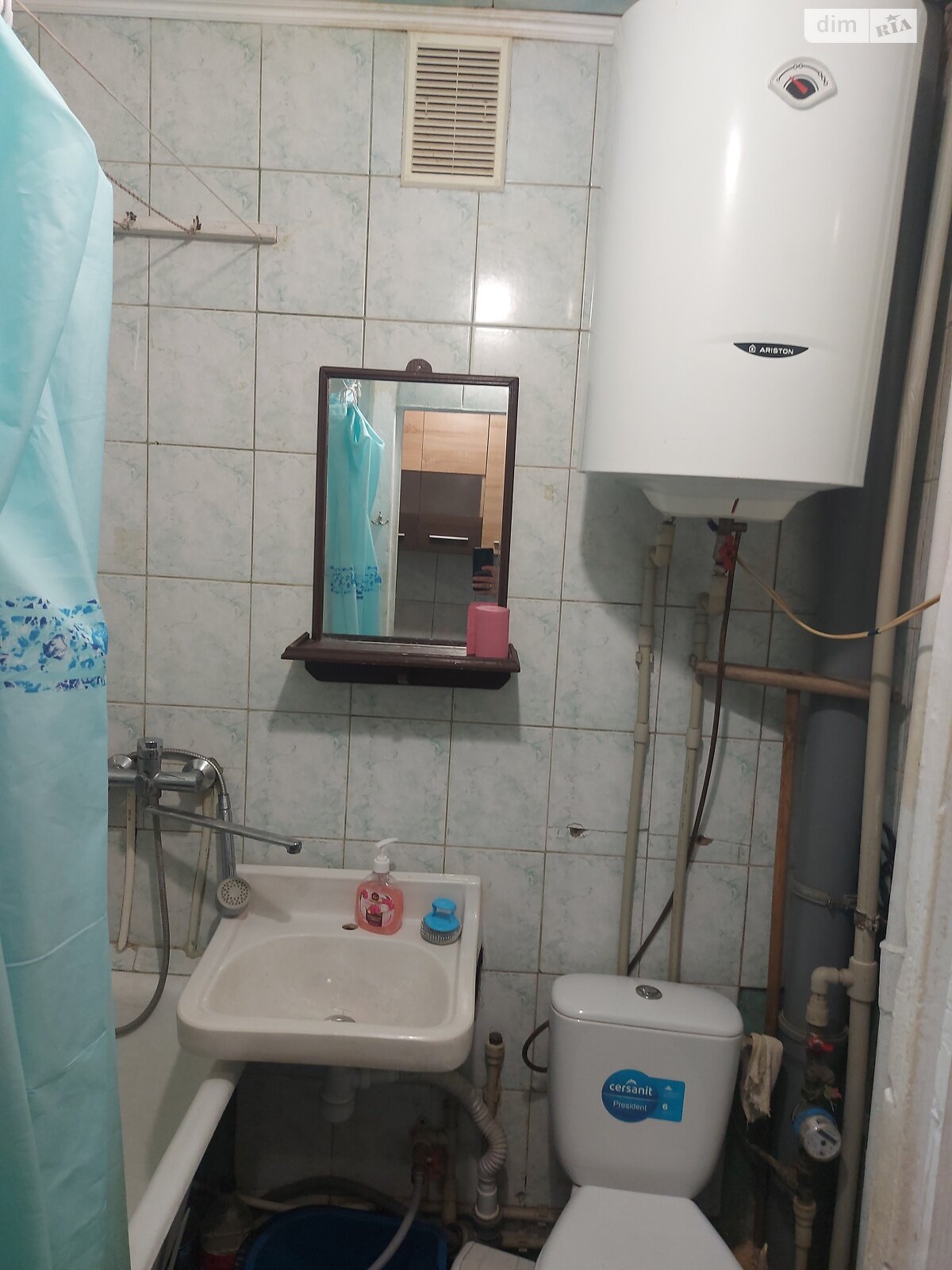 однокімнатна квартира в Дніпрі, район Покровський, на вул. Дія Максима 4 в довготривалу оренду помісячно фото 1