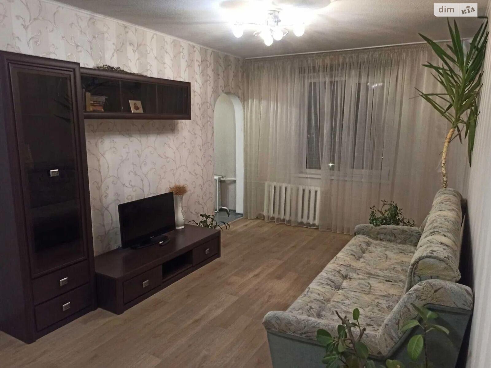 трехкомнатная квартира в Днепре, район Покровский, на мас. Покровский 5К в аренду на долгий срок помесячно фото 1 трехкомнатная квартира в Днепре, район Покровский, на мас. Покровский 5К в аренду на долгий срок помесячно фото 1