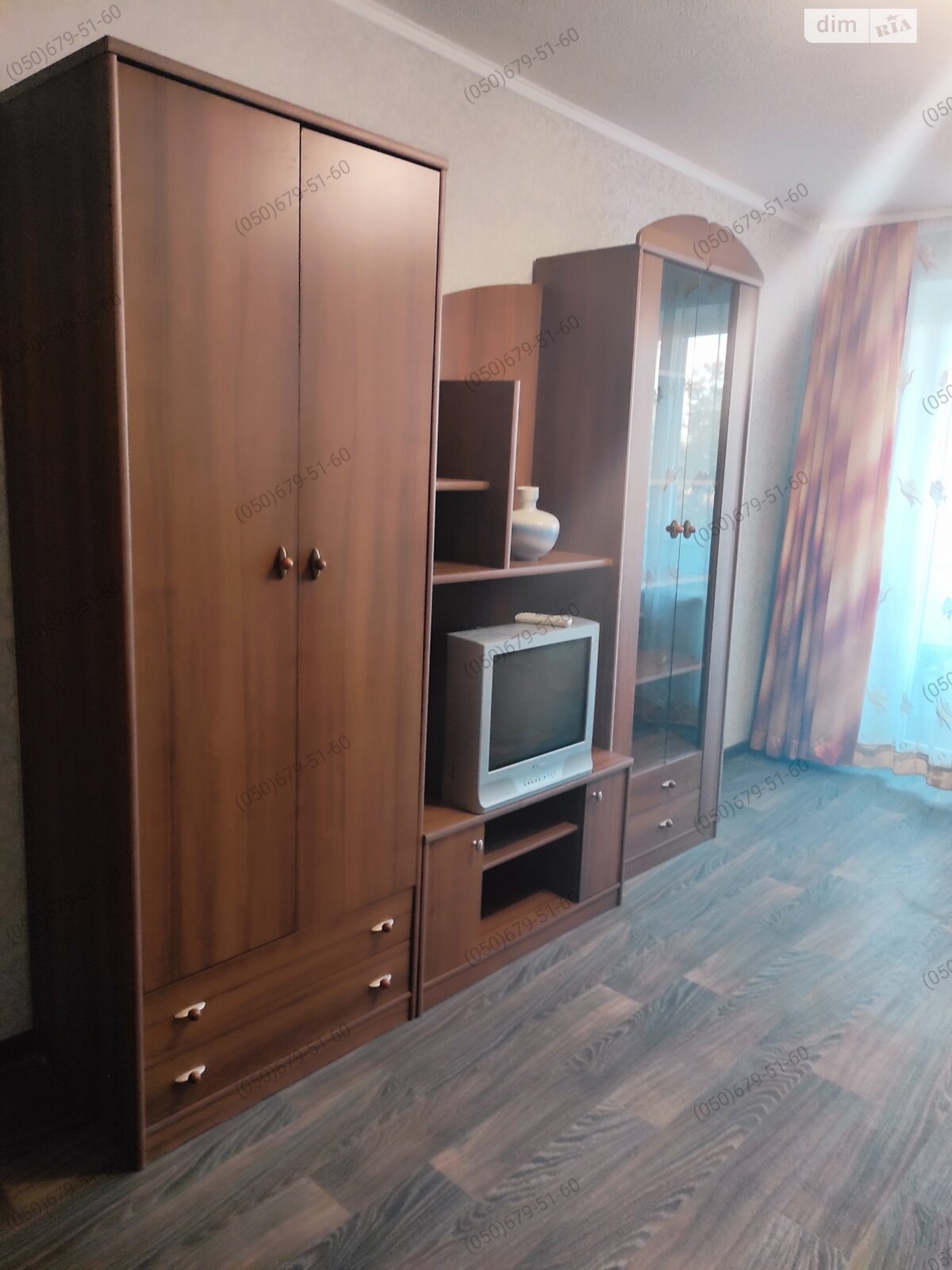 трехкомнатная квартира в Днепре, район Покровский, на мас. Покровский в аренду на долгий срок помесячно фото 1 трехкомнатная квартира в Днепре, район Покровский, на мас. Покровский в аренду на долгий срок помесячно фото 1