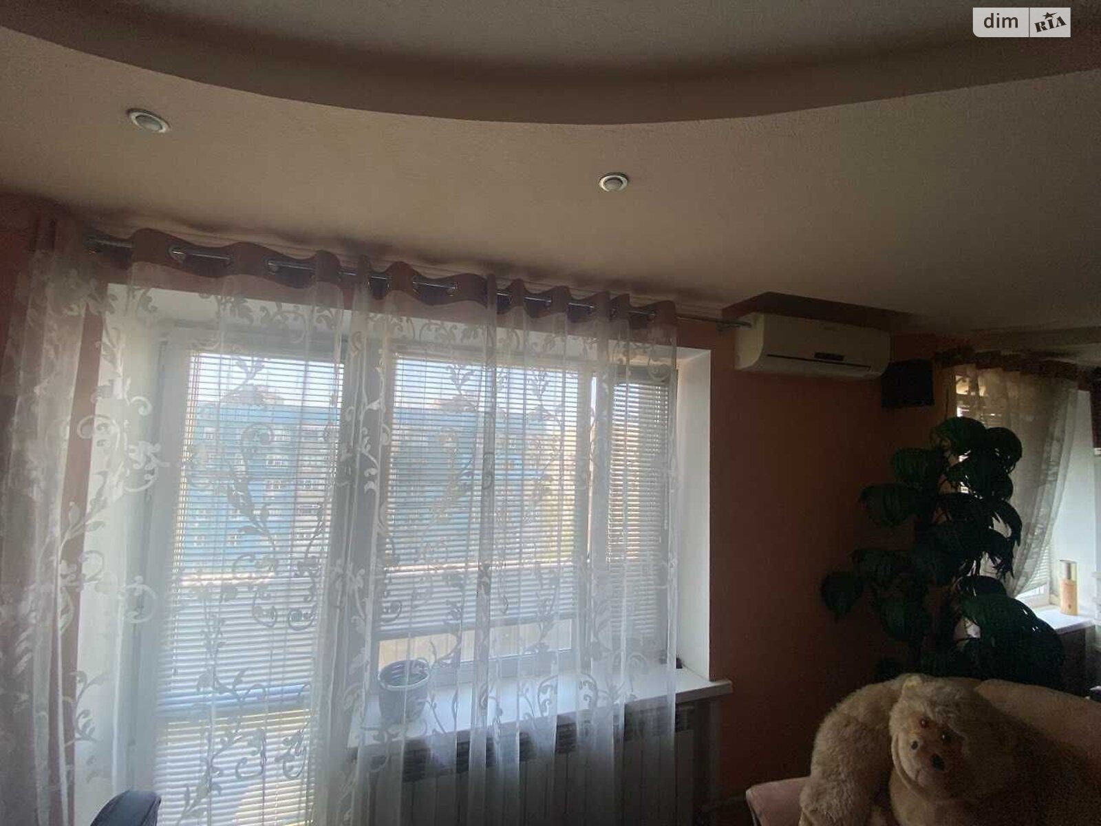 трехкомнатная квартира в Днепре, район Приднепровский, на ул. Ивана Багряного 18 в аренду на долгий срок помесячно фото 1 трехкомнатная квартира в Днепре, район Приднепровский, на ул. Ивана Багряного 18 в аренду на долгий срок помесячно фото 1