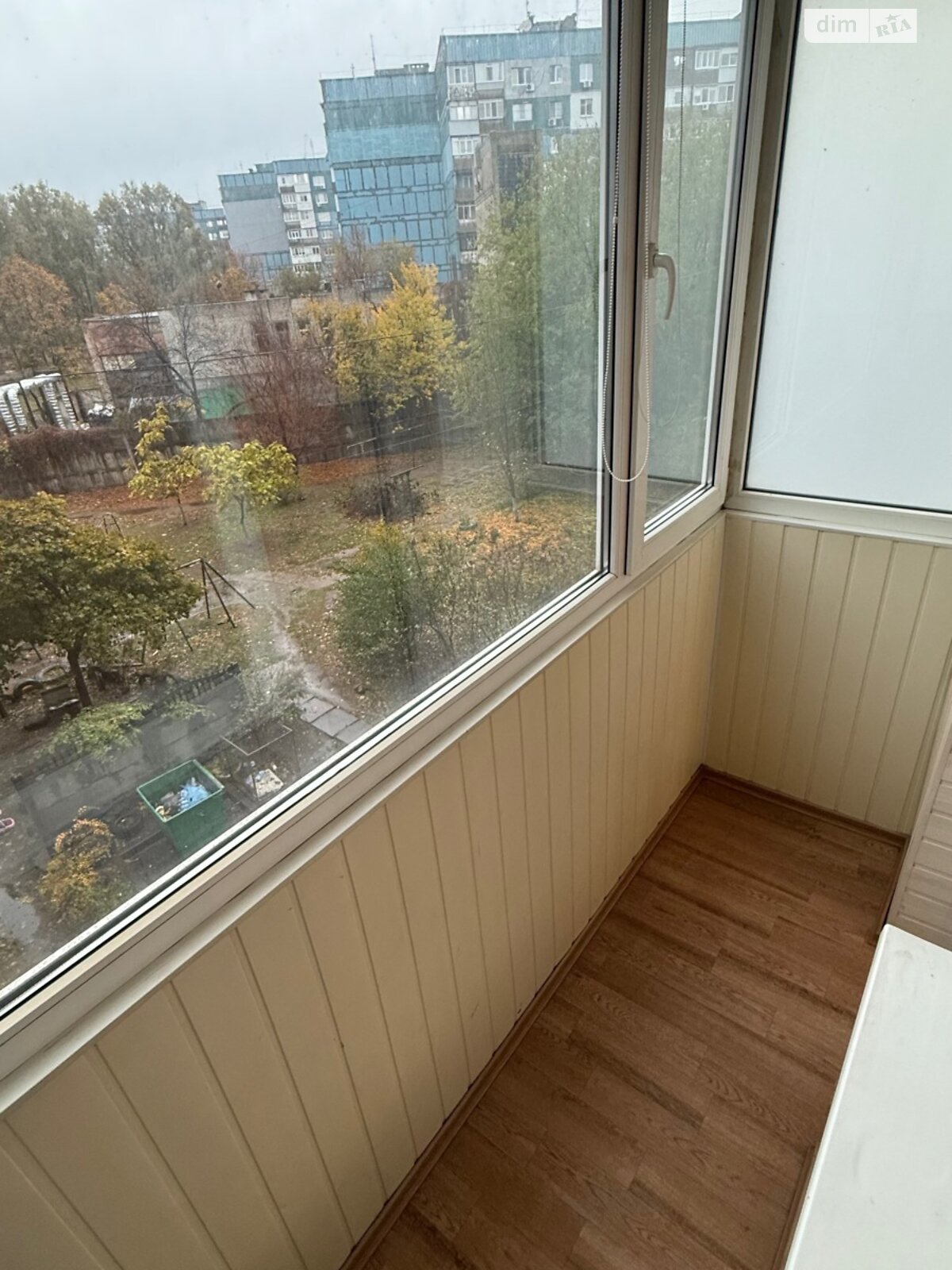 трикімнатна квартира в Дніпрі, район Придніпровський, на вул. Івана Багряного 13 в довготривалу оренду помісячно фото 1 трикімнатна квартира в Дніпрі, район Придніпровський, на вул. Івана Багряного 13 в довготривалу оренду помісячно фото 1