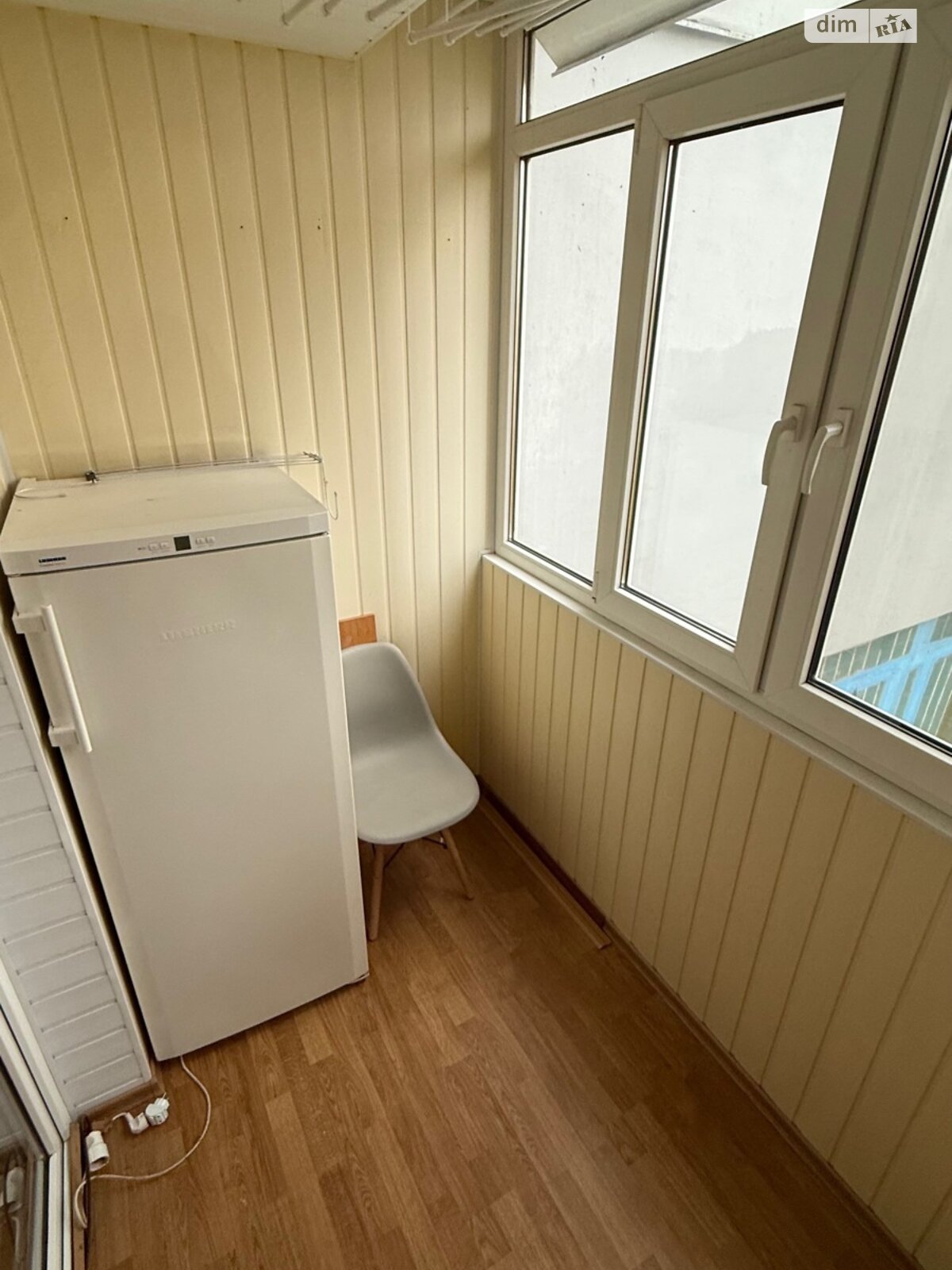 трикімнатна квартира в Дніпрі, район Придніпровський, на вул. Івана Багряного 13 в довготривалу оренду помісячно фото 1 трикімнатна квартира в Дніпрі, район Придніпровський, на вул. Івана Багряного 13 в довготривалу оренду помісячно фото 1