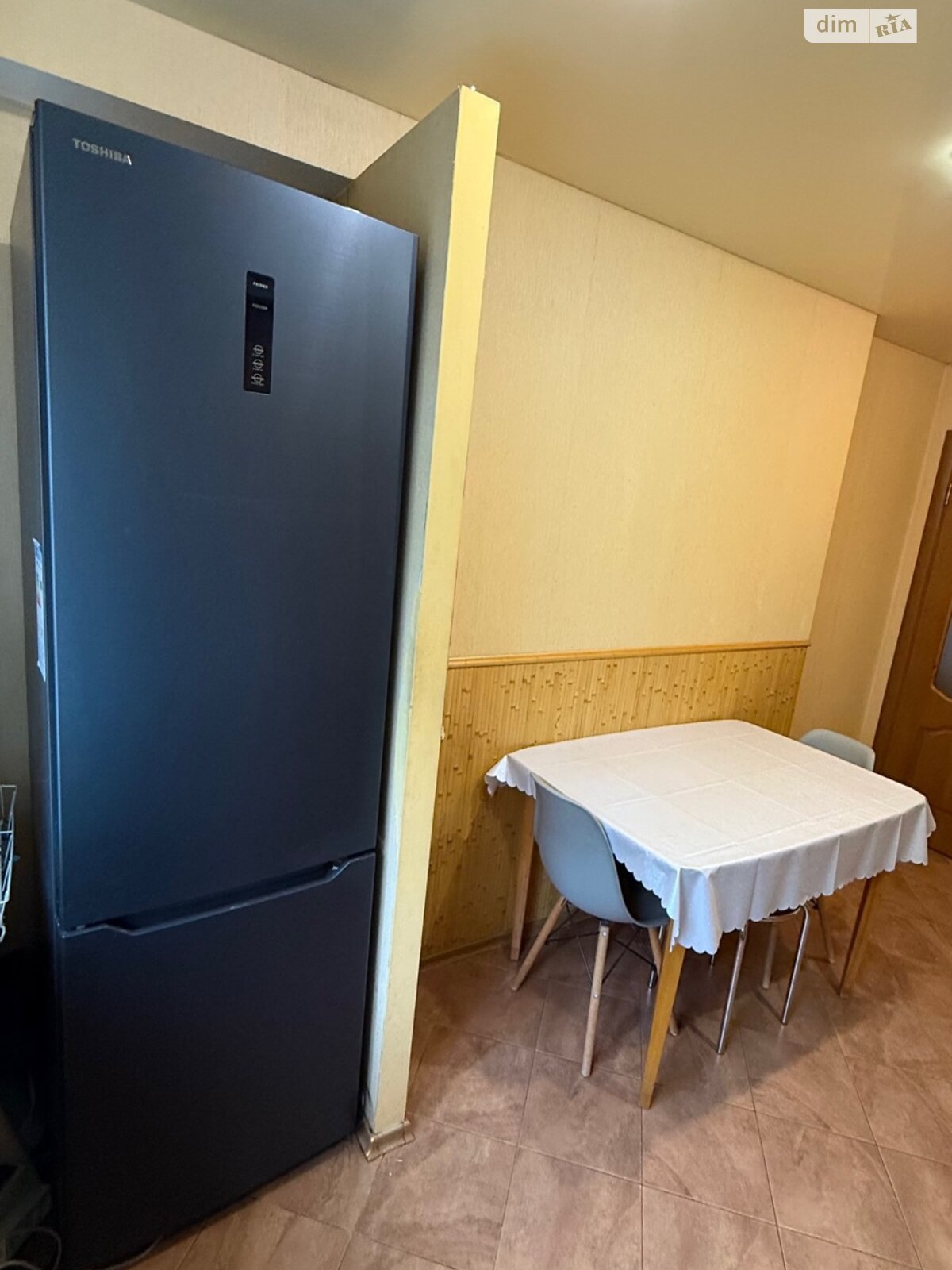 трикімнатна квартира в Дніпрі, район Придніпровський, на вул. Івана Багряного 13 в довготривалу оренду помісячно фото 1 трикімнатна квартира в Дніпрі, район Придніпровський, на вул. Івана Багряного 13 в довготривалу оренду помісячно фото 1