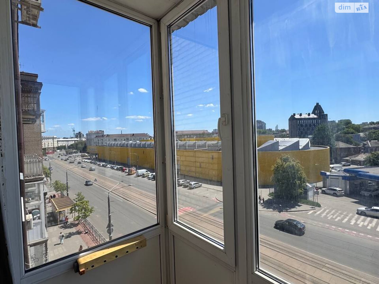 однокомнатная квартира в Днепре, район Привокзальный, на ул. 128-й Брыгады Теробороны 4 в аренду на долгий срок помесячно фото 1 однокомнатная квартира в Днепре, район Привокзальный, на ул. 128-й Брыгады Теробороны 4 в аренду на долгий срок помесячно фото 1